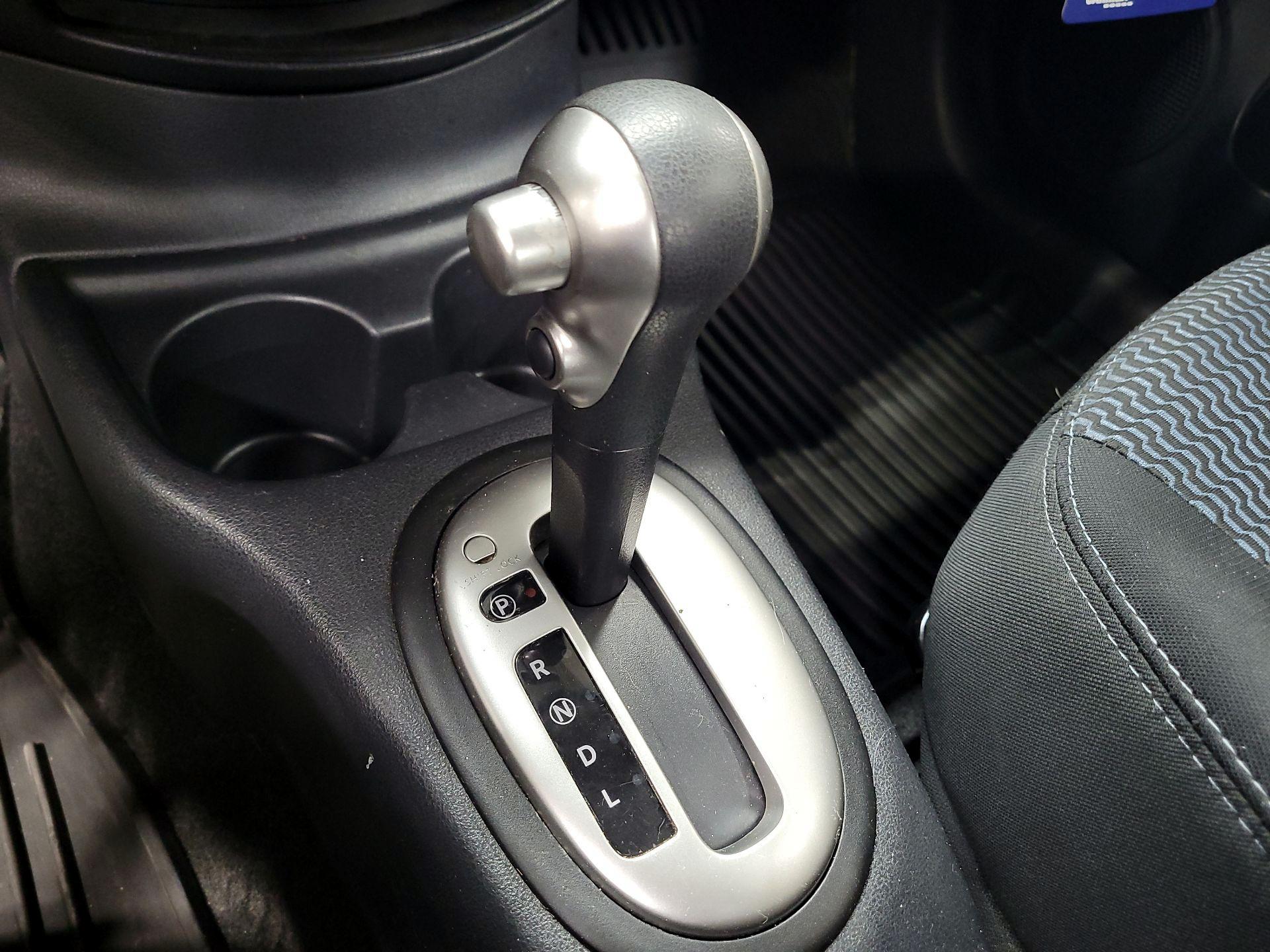 Thumbnail: 2014 Nissan Versa Note - 15