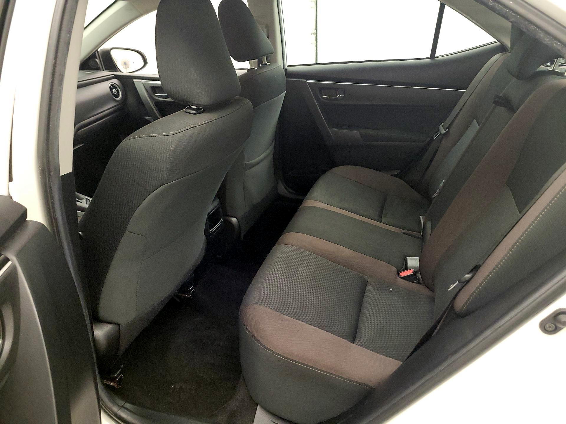 Thumbnail: 2019 Toyota Corolla - 19