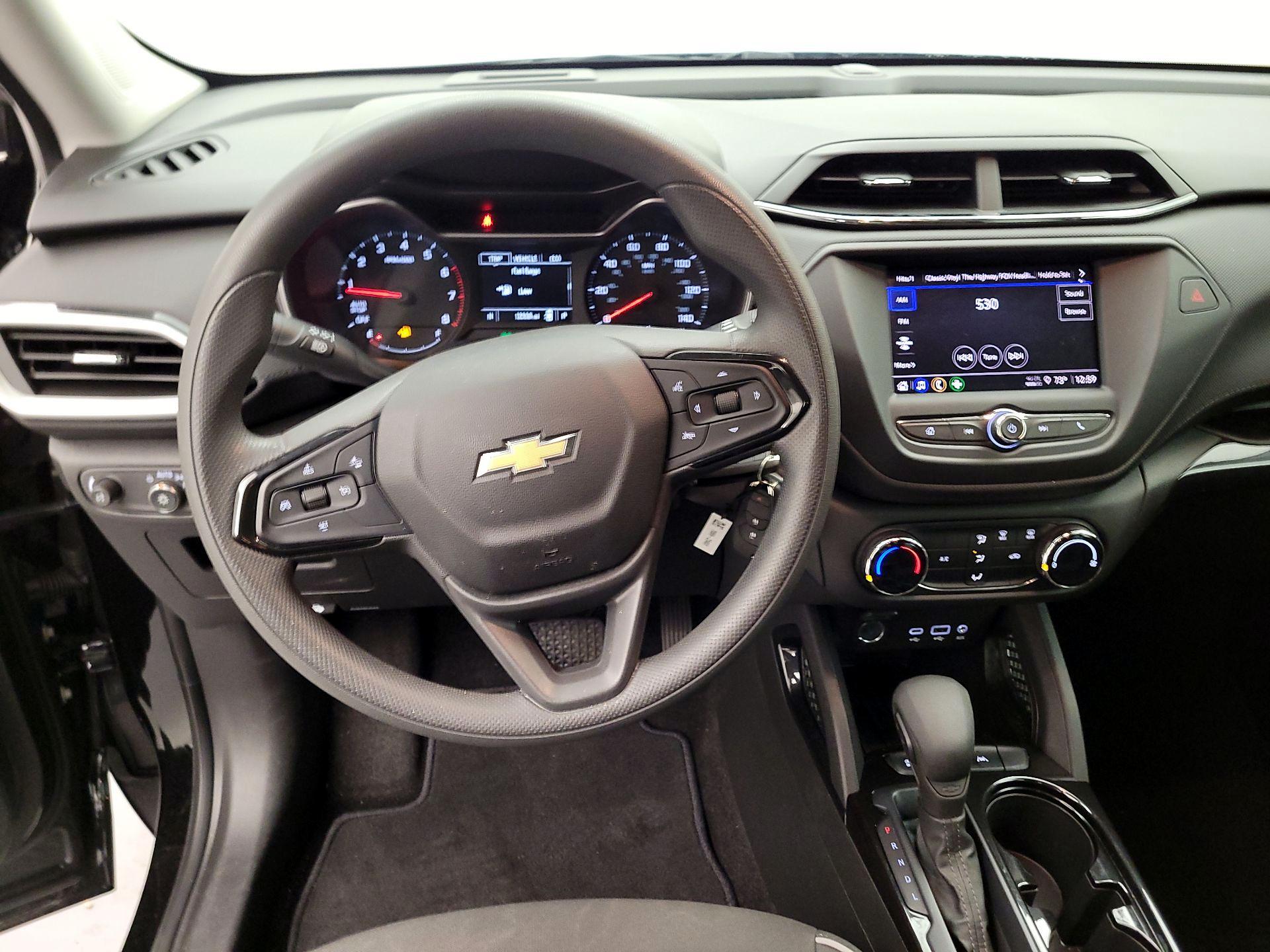 Thumbnail: 2023 Chevrolet TrailBlazer - 10