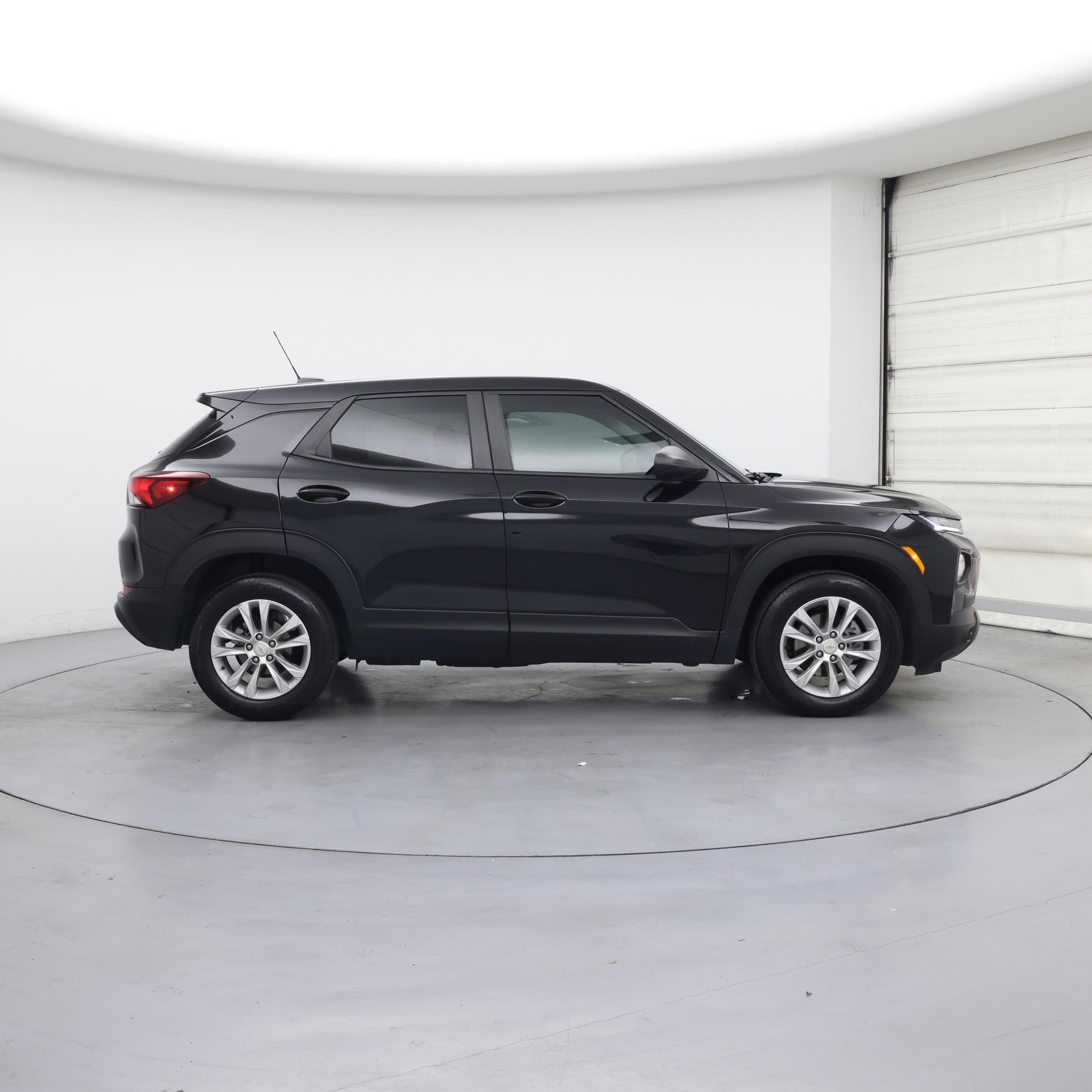 Thumbnail: 2023 Chevrolet TrailBlazer - 7