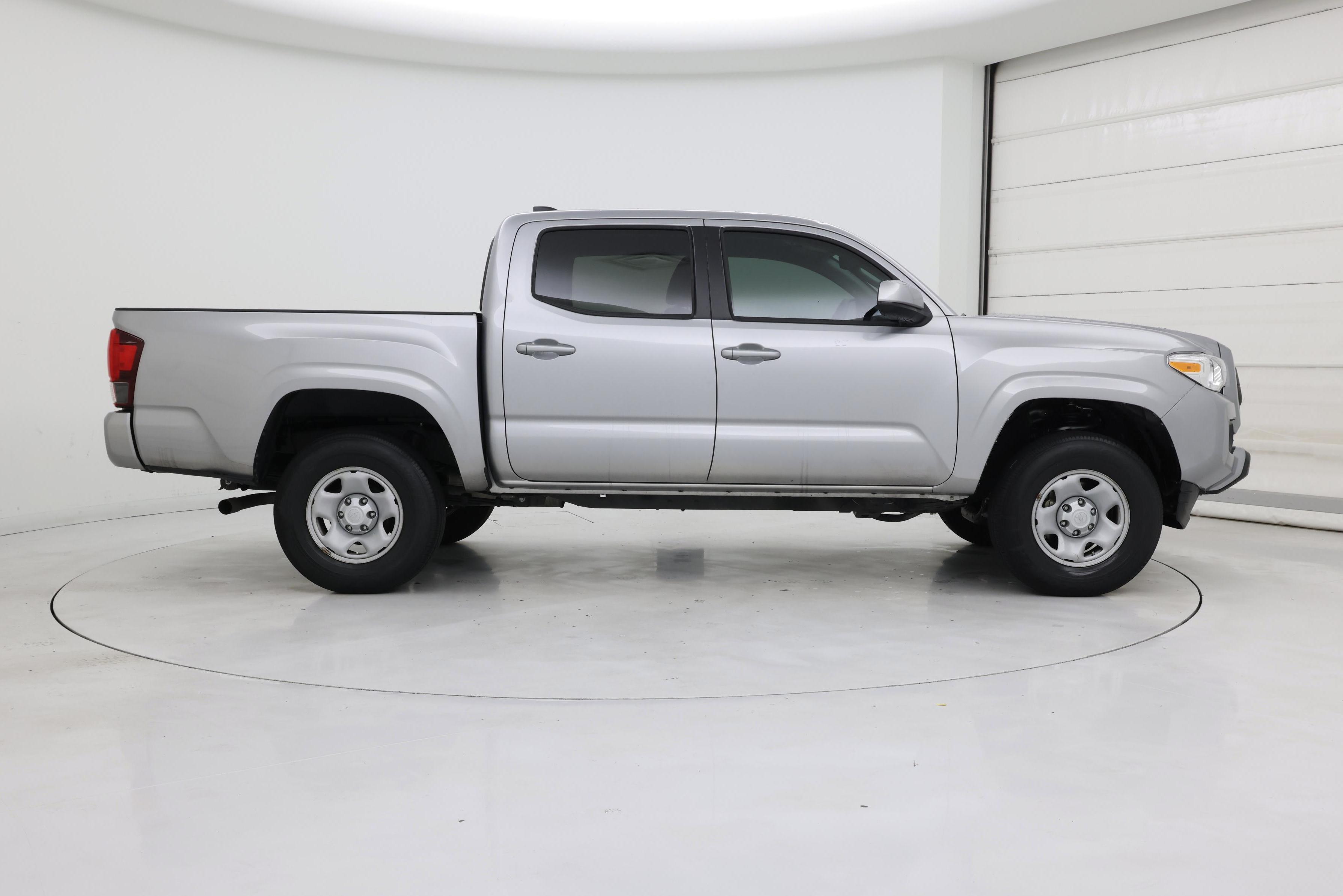 Thumbnail: 2020 Toyota Tacoma - 7