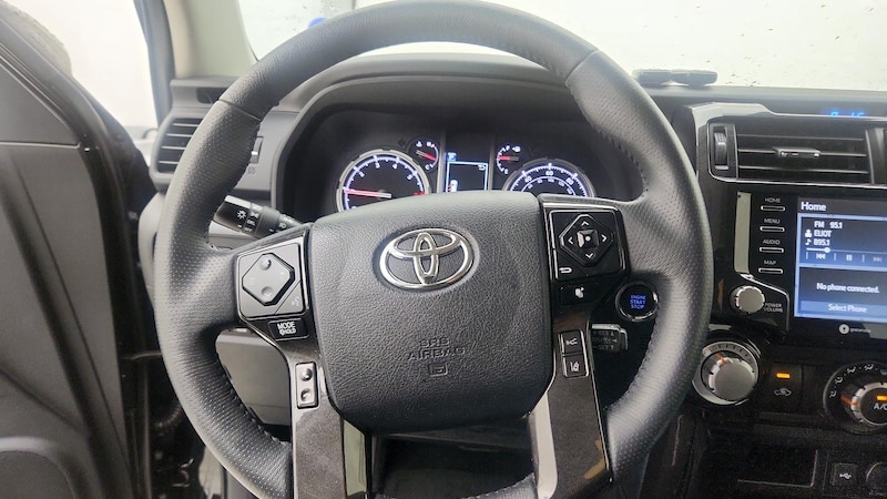 2022 Toyota 4Runner TRD Off Road 10