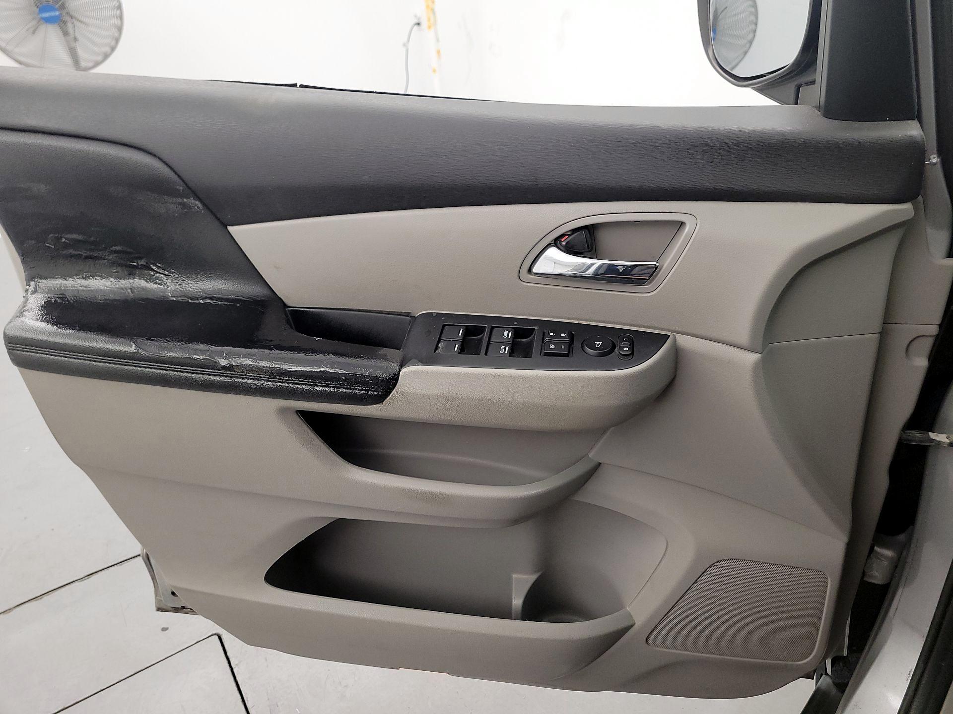 Thumbnail: 2015 Honda Odyssey - 12