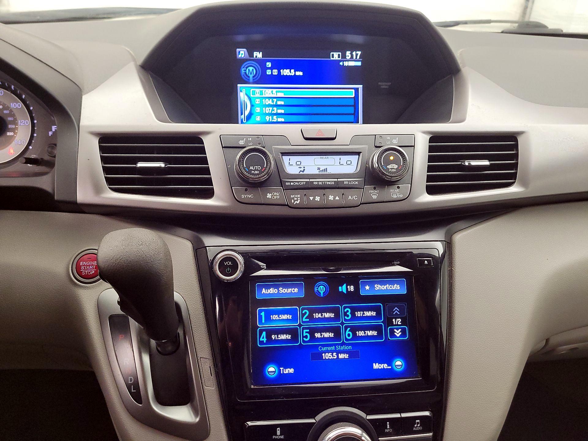 Thumbnail: 2015 Honda Odyssey - 15
