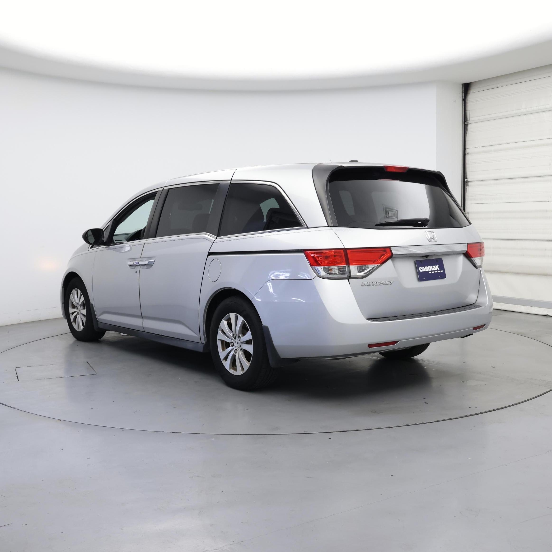Thumbnail: 2015 Honda Odyssey - 2