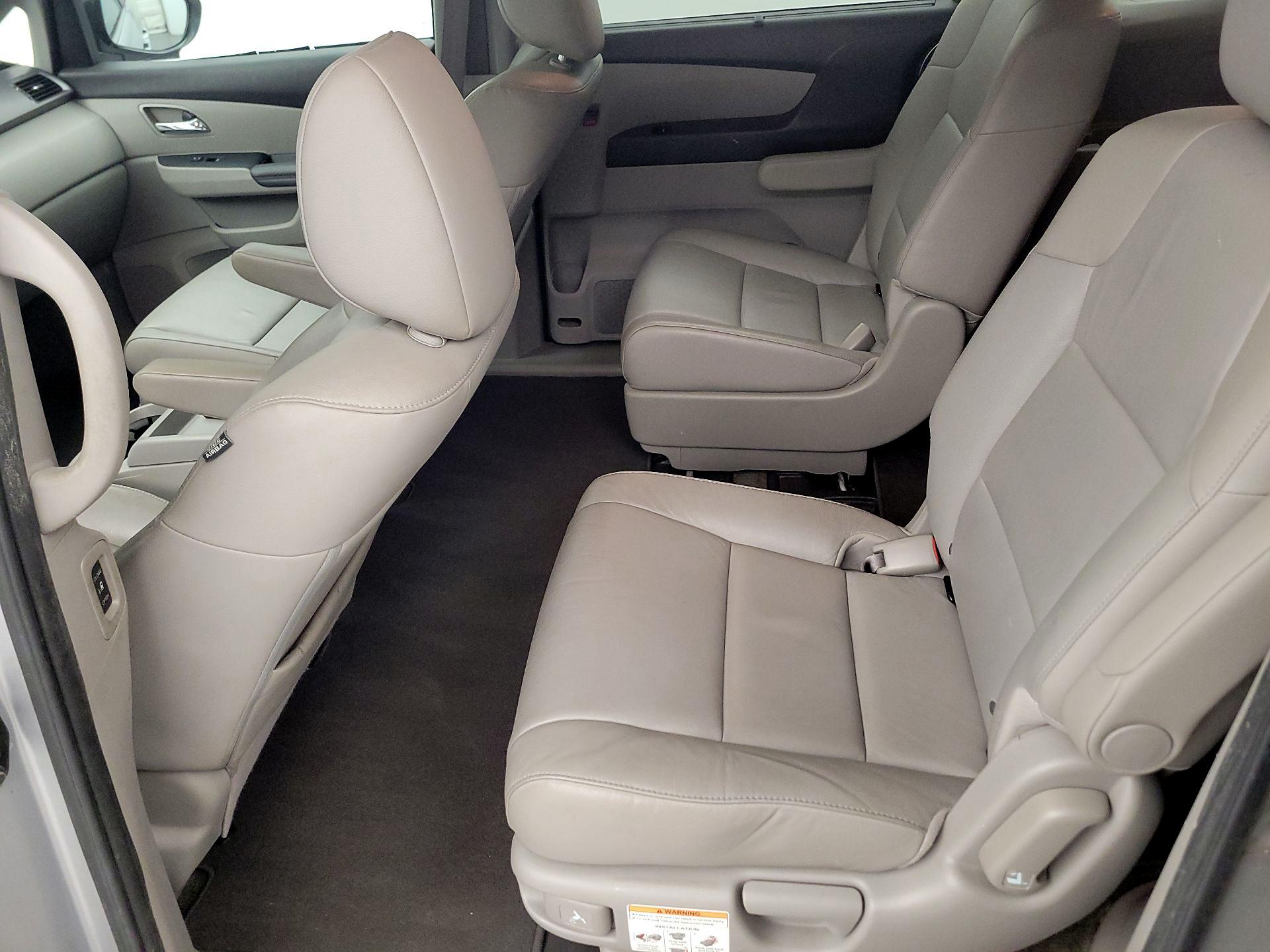Thumbnail: 2015 Honda Odyssey - 20