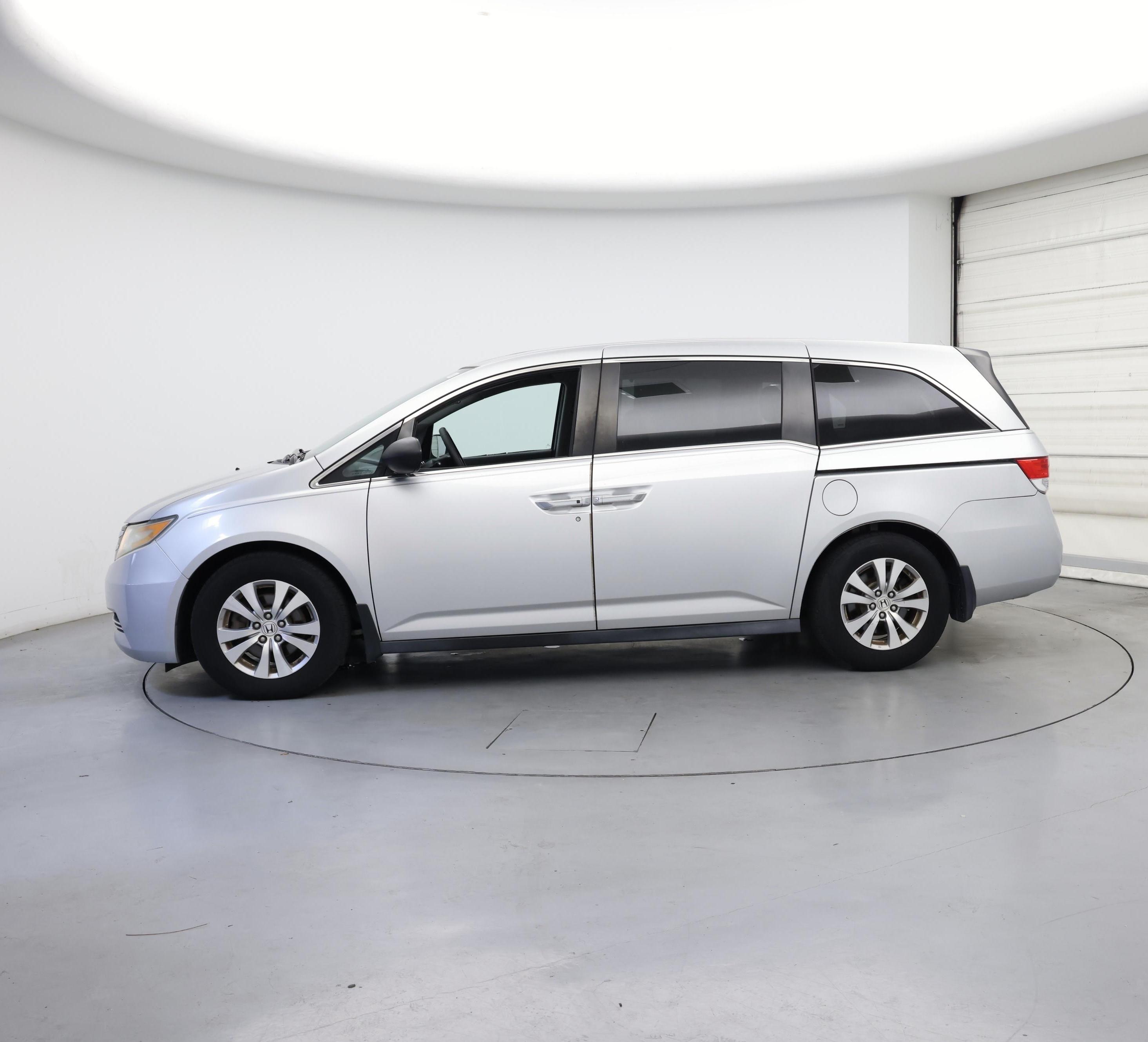 Thumbnail: 2015 Honda Odyssey - 3
