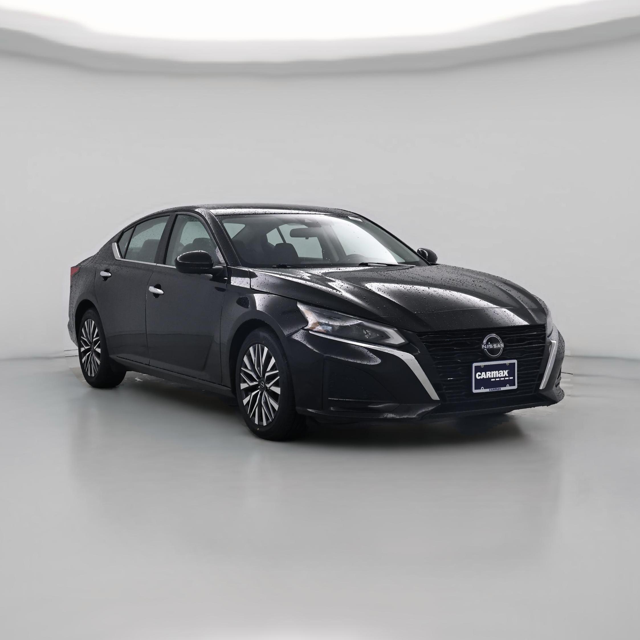 Thumbnail: 2023 Nissan Altima - 1