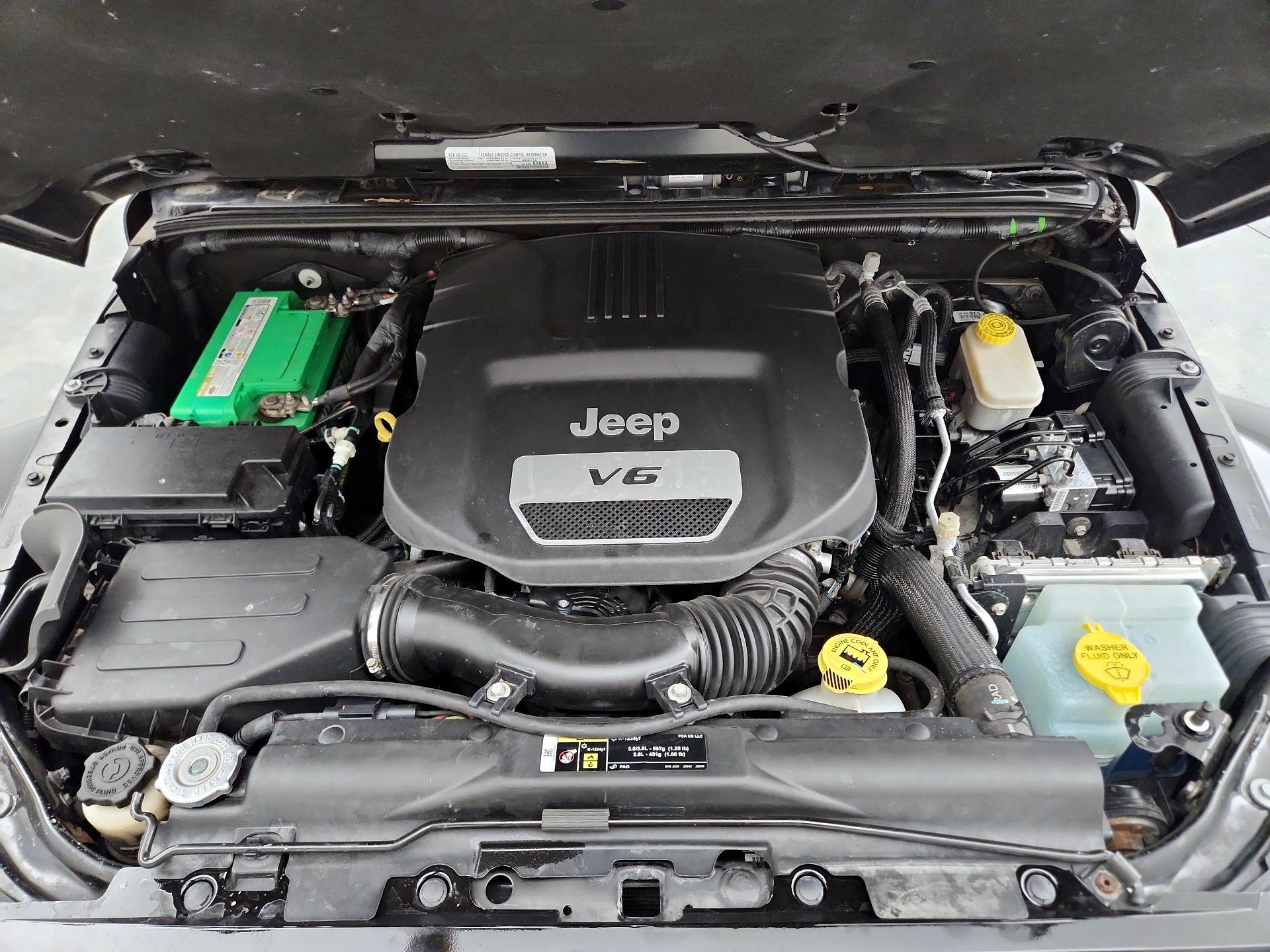 Thumbnail: 2017 Jeep Wrangler - 18