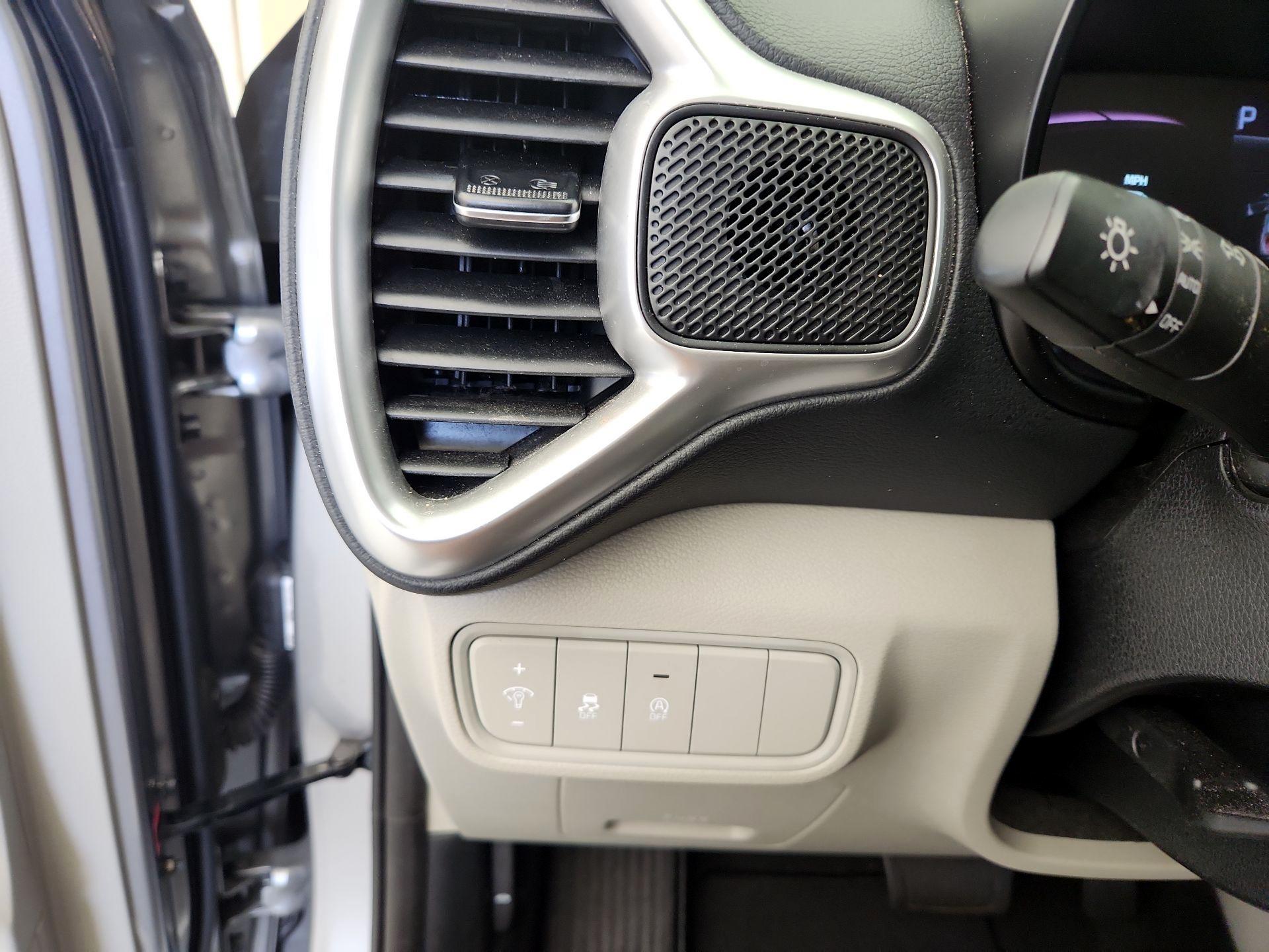 Thumbnail: 2023 Kia Soul - 13