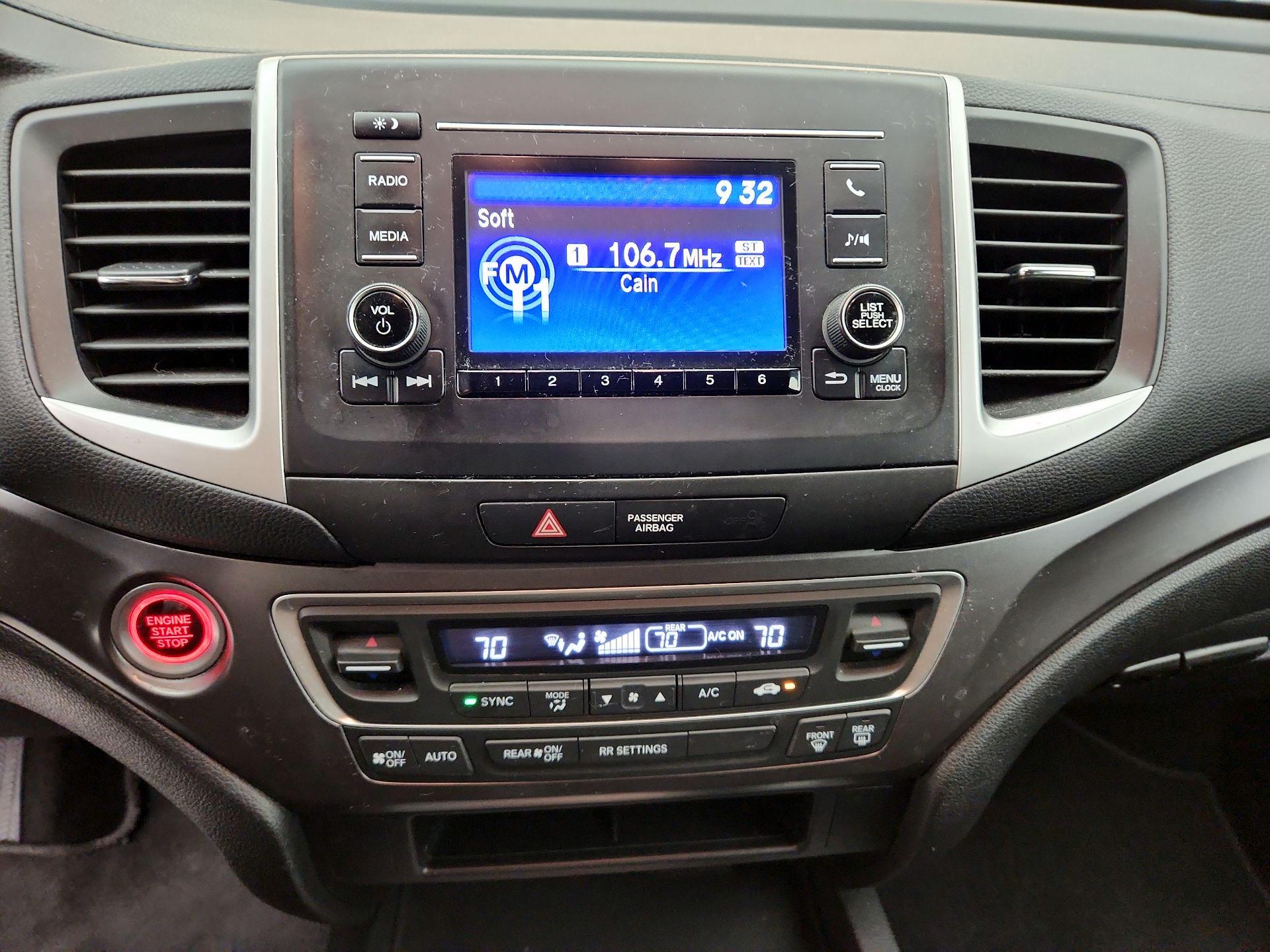 Thumbnail: 2019 Honda Ridgeline - 15