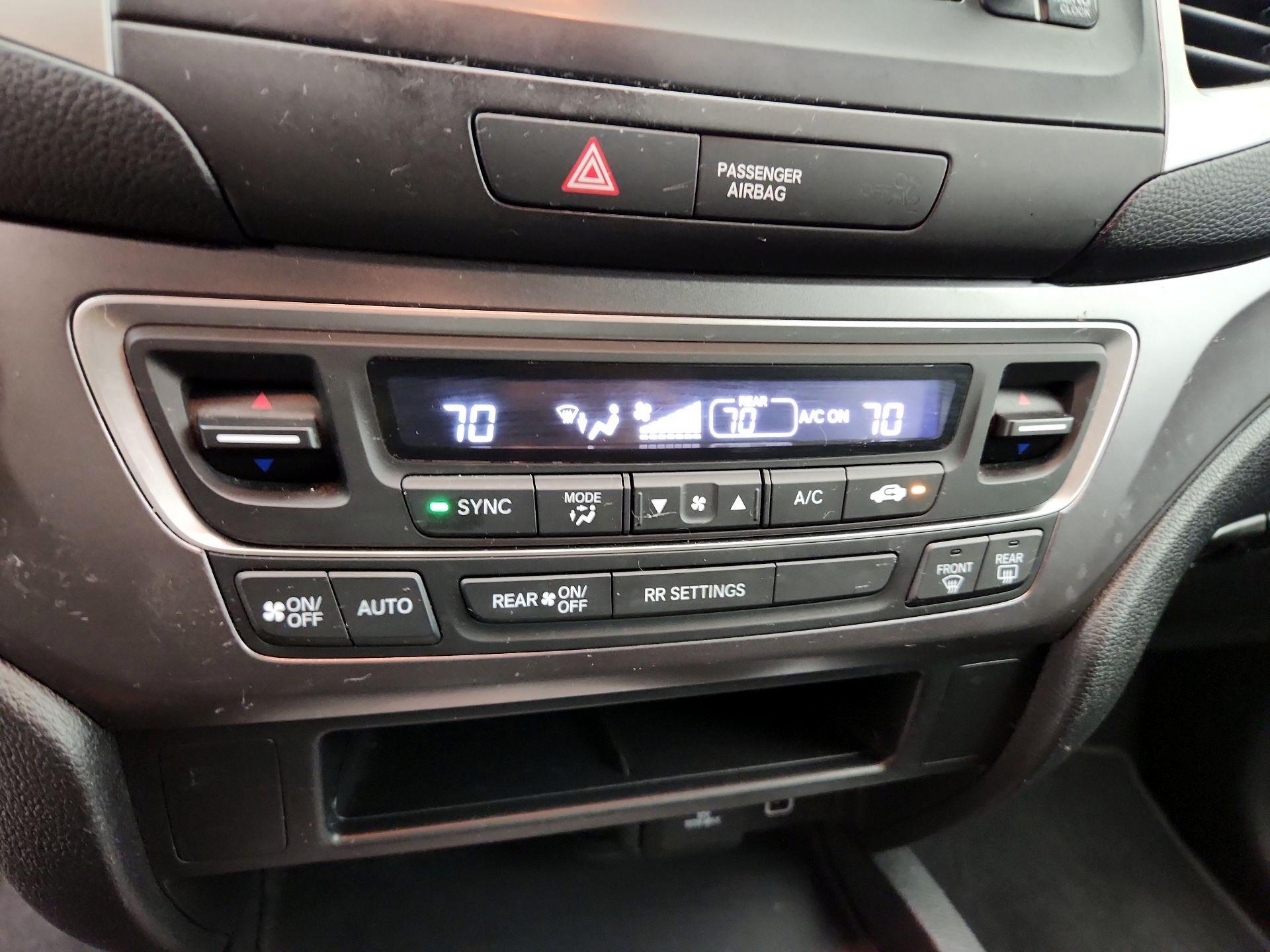 Thumbnail: 2019 Honda Ridgeline - 16