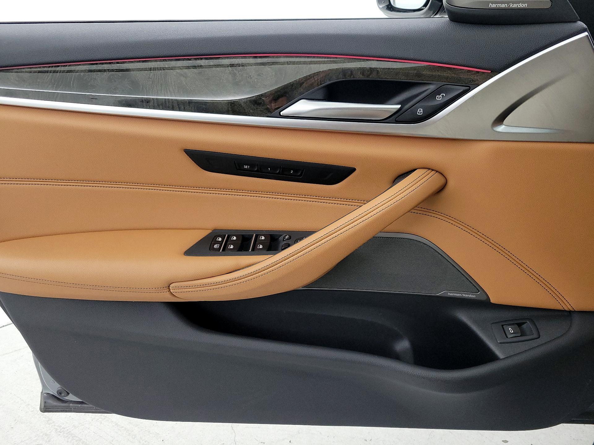 Thumbnail: 2023 BMW 5 Series - 12
