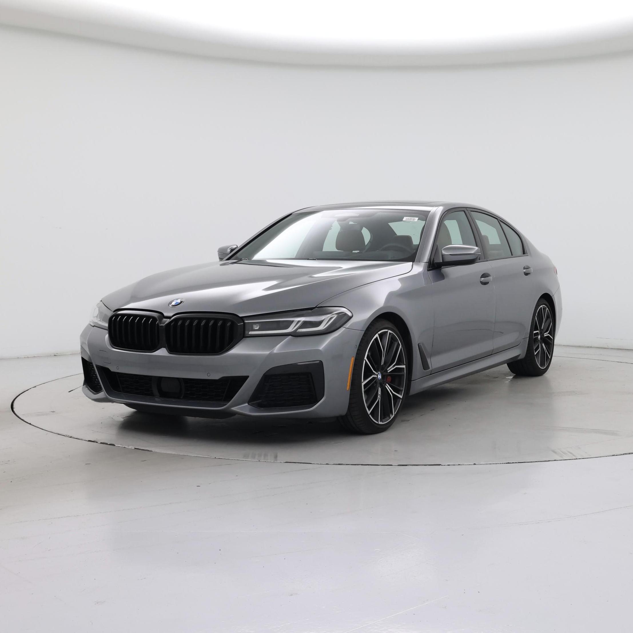 Thumbnail: 2023 BMW 5 Series - 4