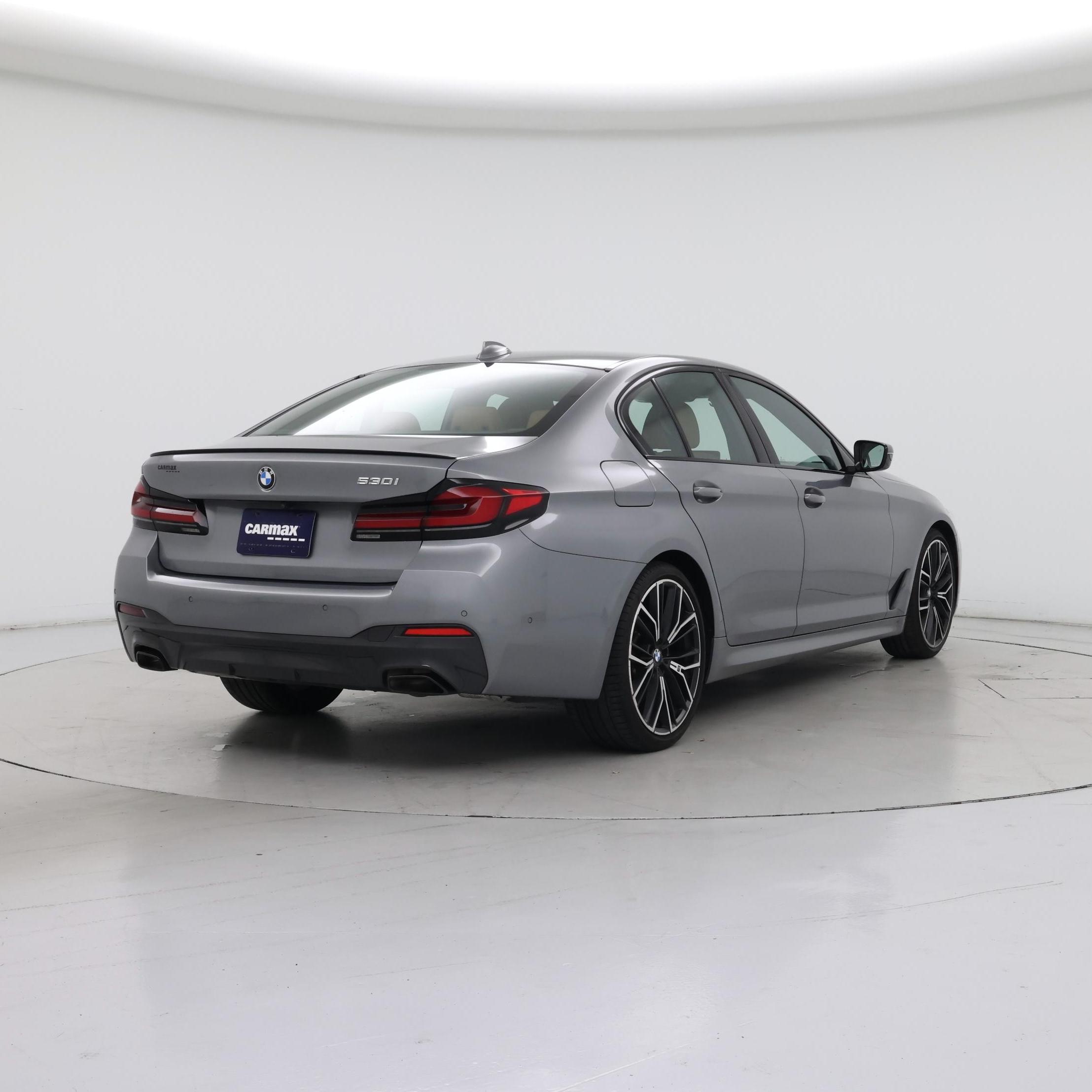 Thumbnail: 2023 BMW 5 Series - 8