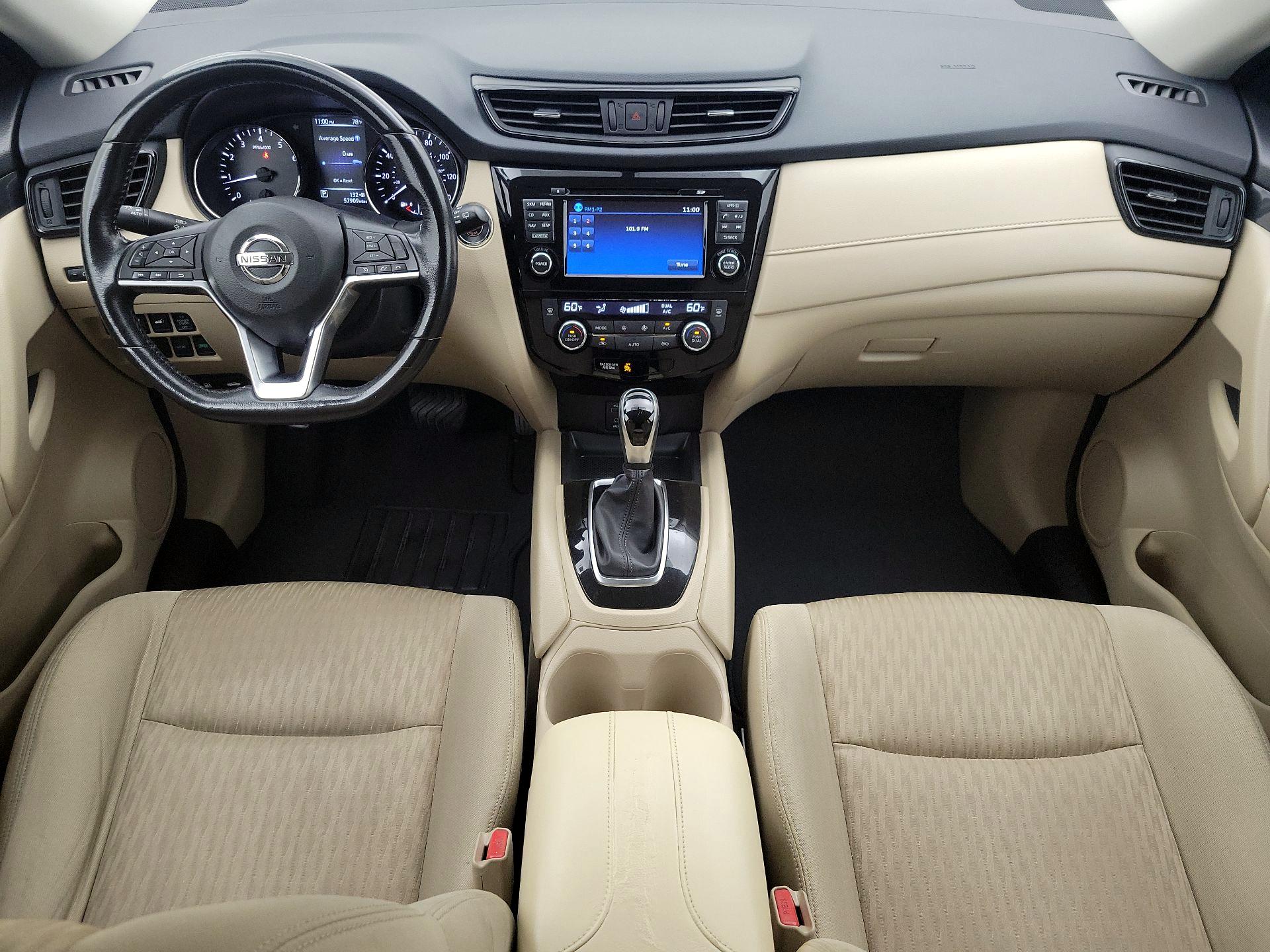 Thumbnail: 2017 Nissan Rogue - 9