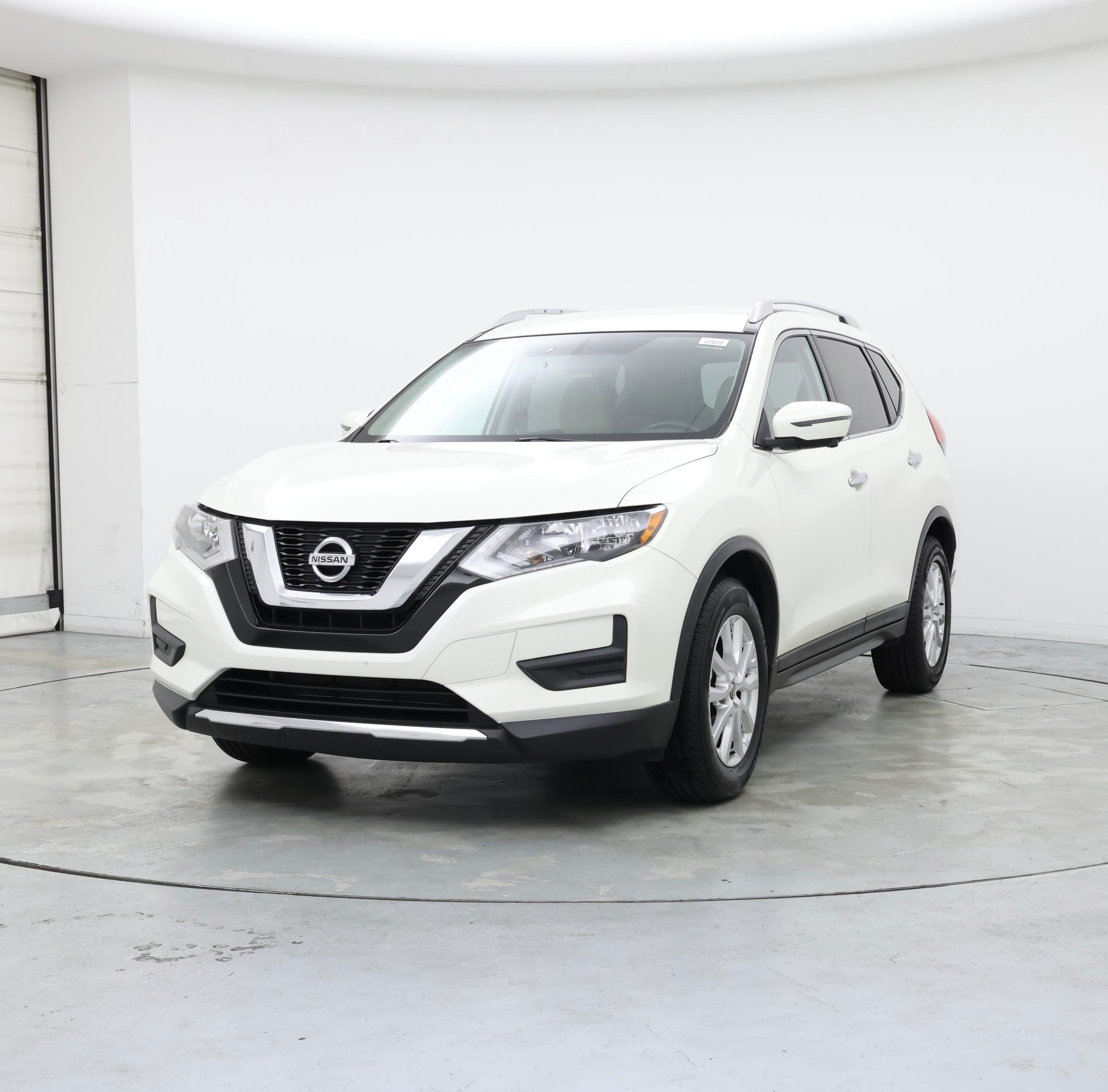 Thumbnail: 2017 Nissan Rogue - 4