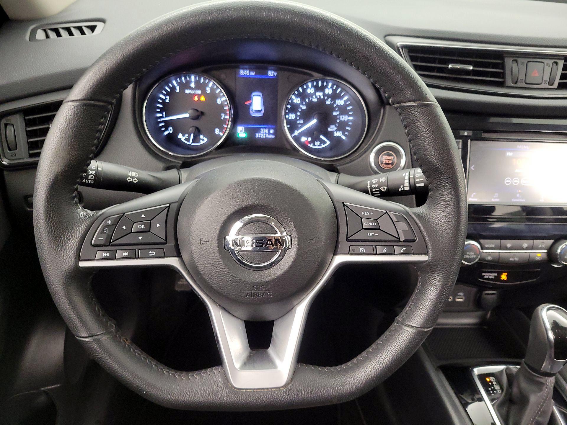 Thumbnail: 2019 Nissan Rogue - 10