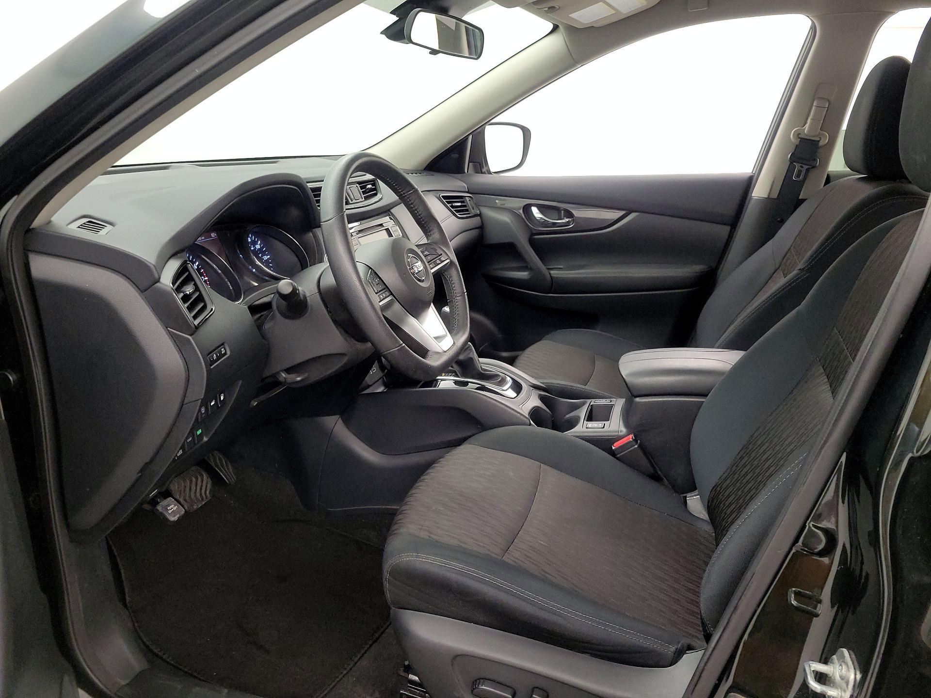 Thumbnail: 2019 Nissan Rogue - 11