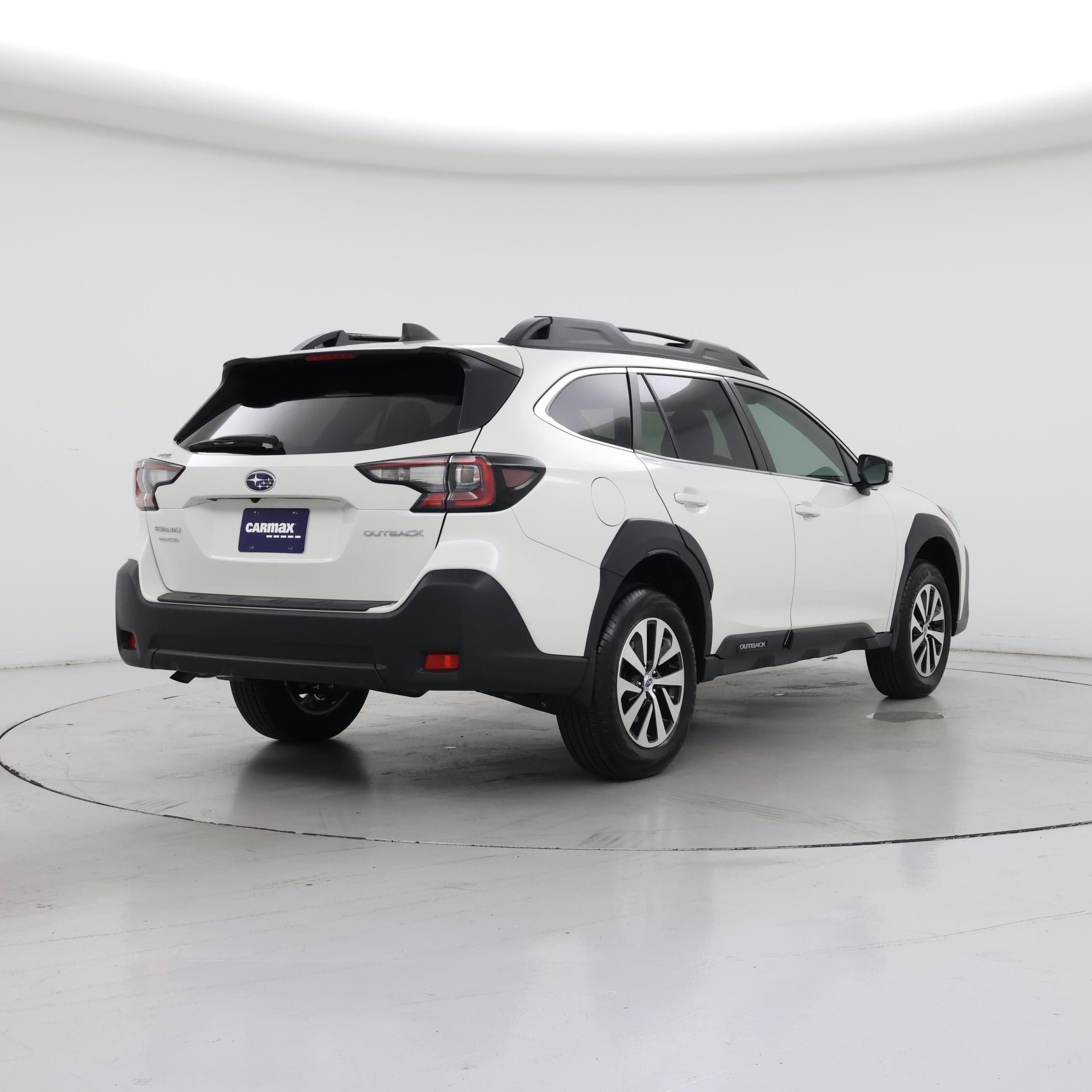 Thumbnail: 2023 Subaru Outback - 8