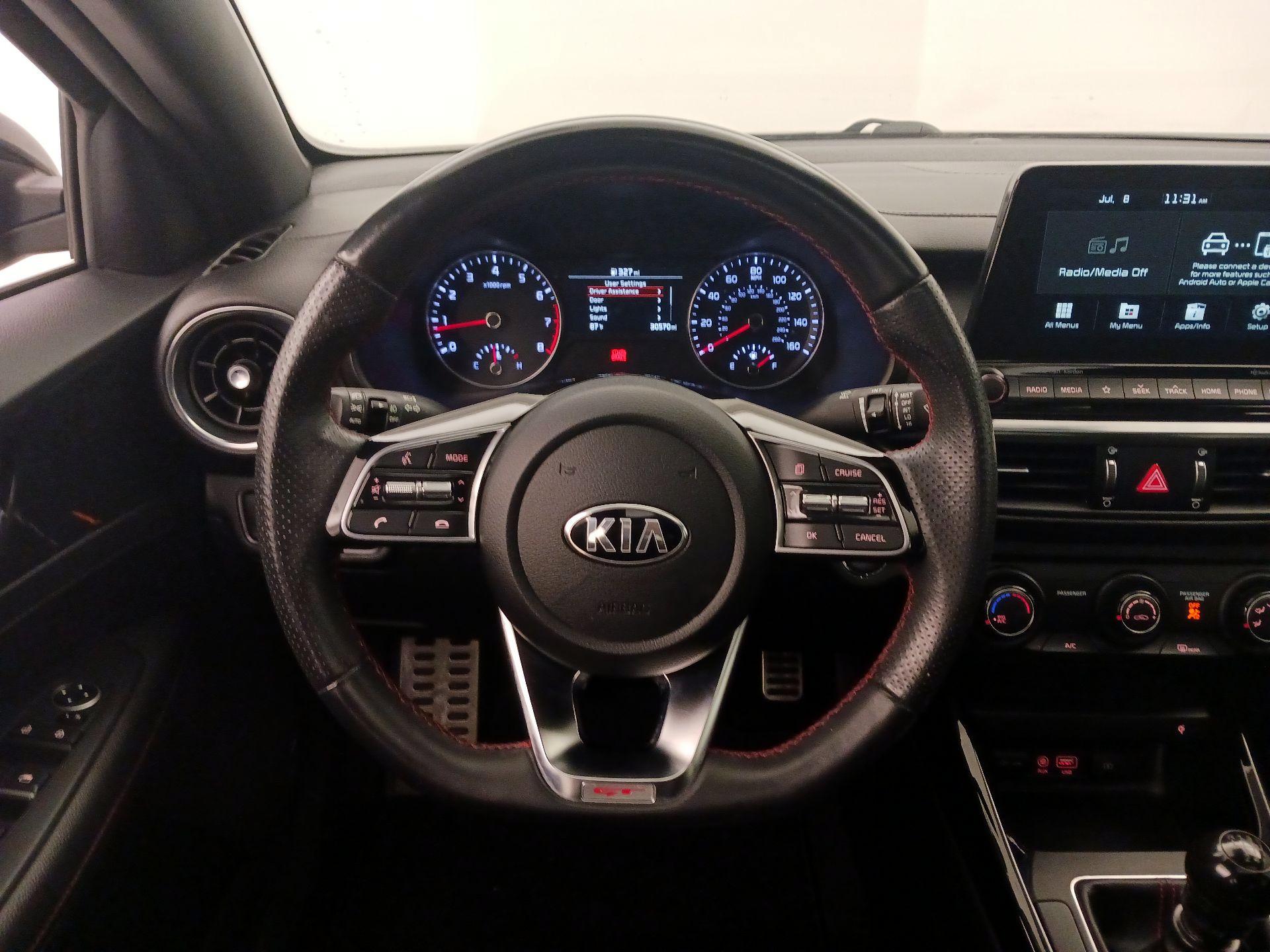 Thumbnail: 2021 Kia Forte - 10