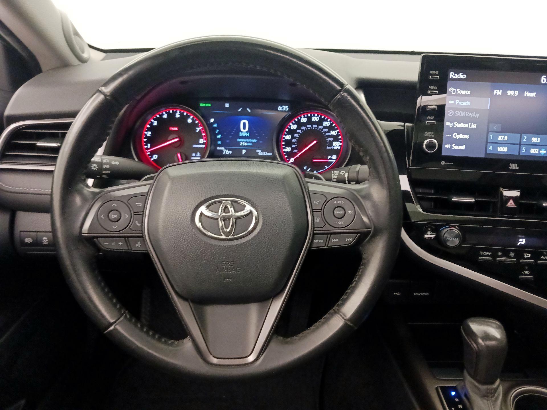 Thumbnail: 2021 Toyota Camry - 10