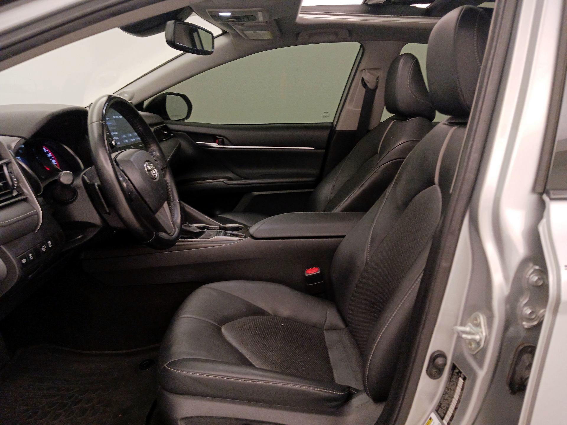 Thumbnail: 2021 Toyota Camry - 11