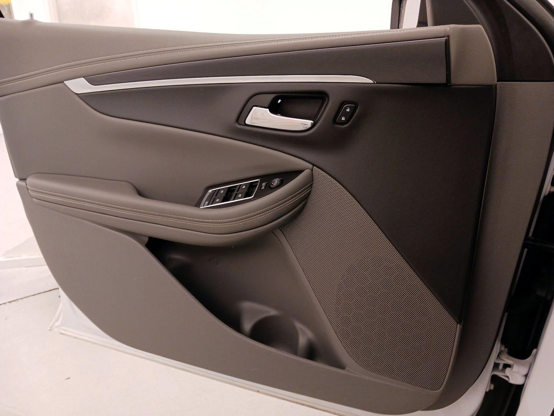 Thumbnail: 2018 Chevrolet Impala - 12