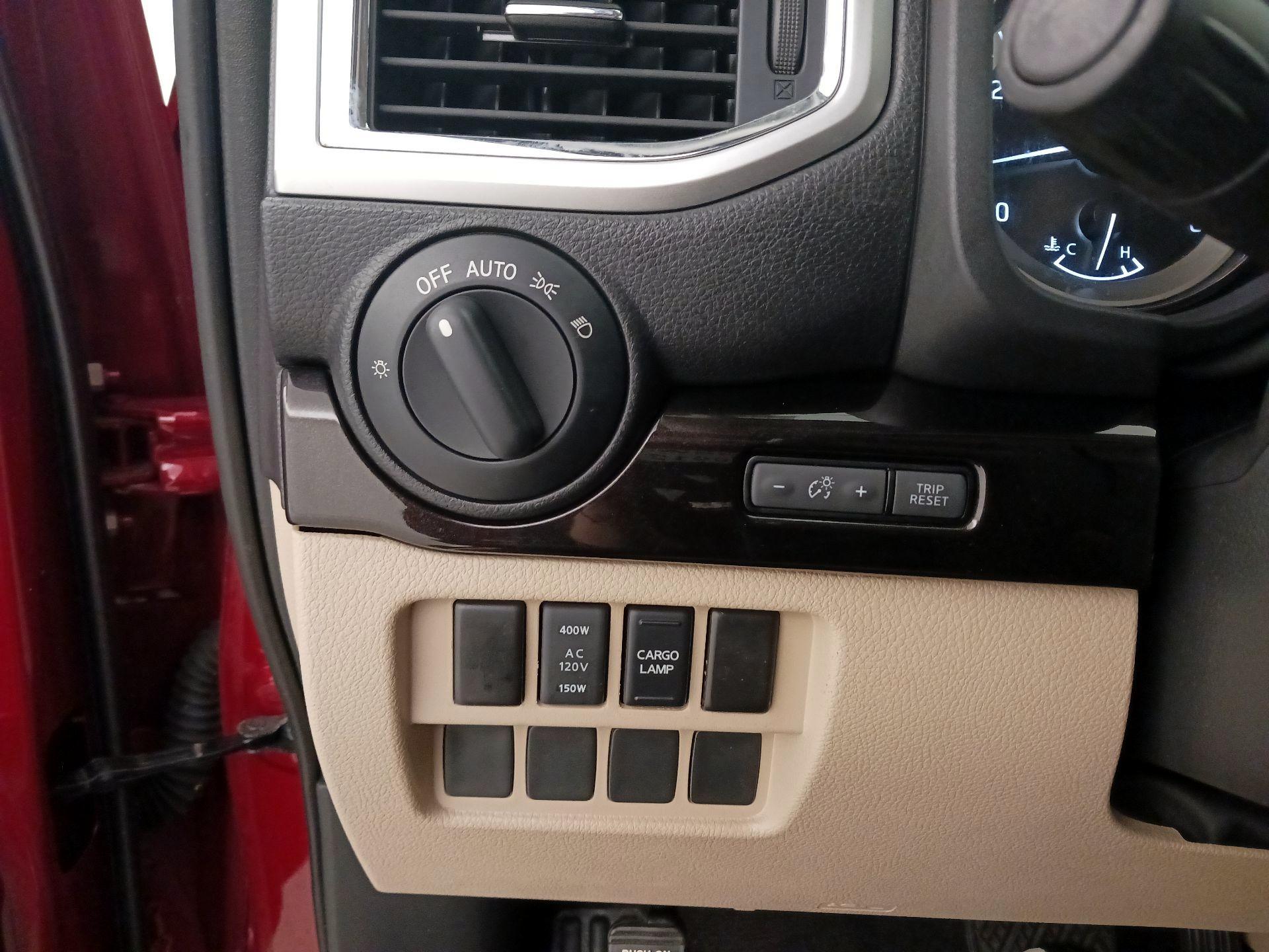 Thumbnail: 2018 Nissan Titan - 13