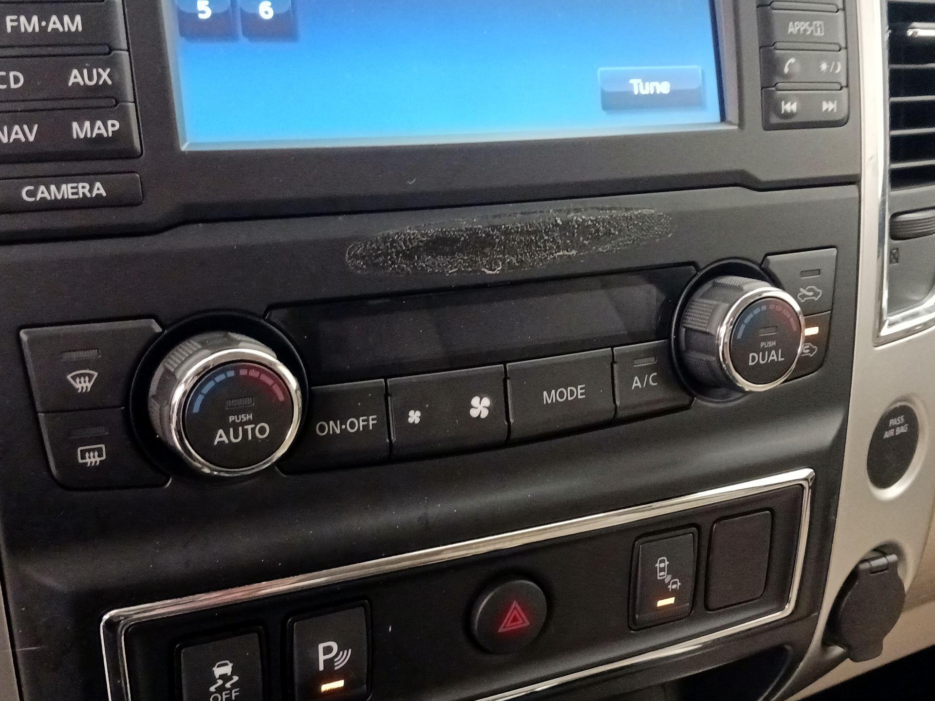 Thumbnail: 2018 Nissan Titan - 17