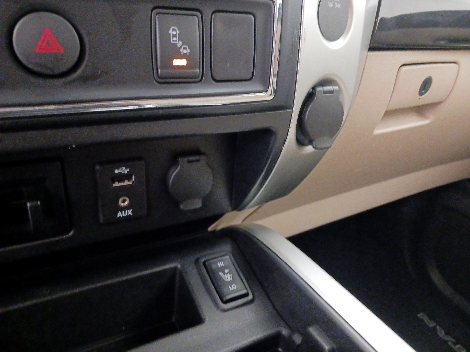 Thumbnail: 2018 Nissan Titan - 19