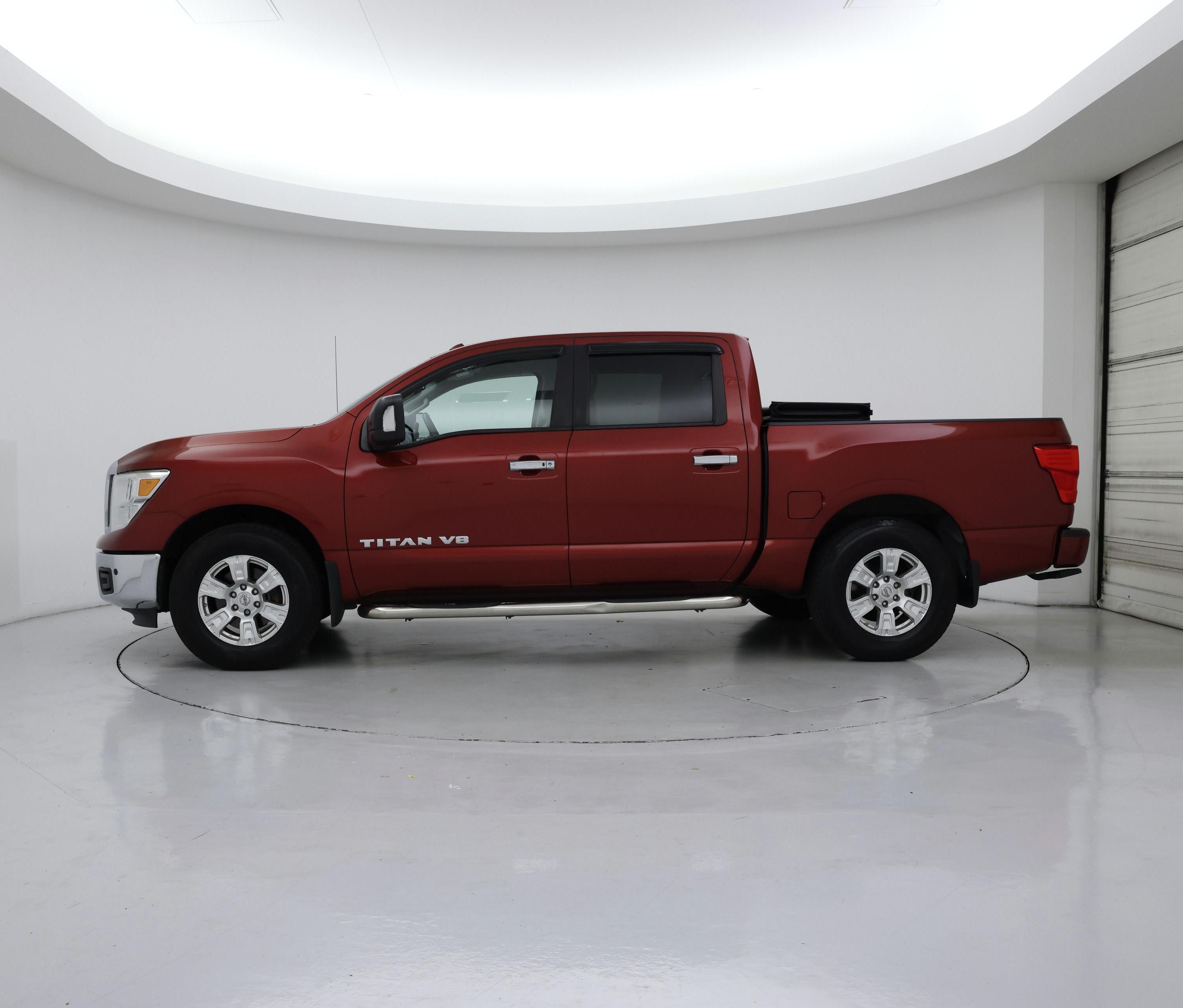 Thumbnail: 2018 Nissan Titan - 3