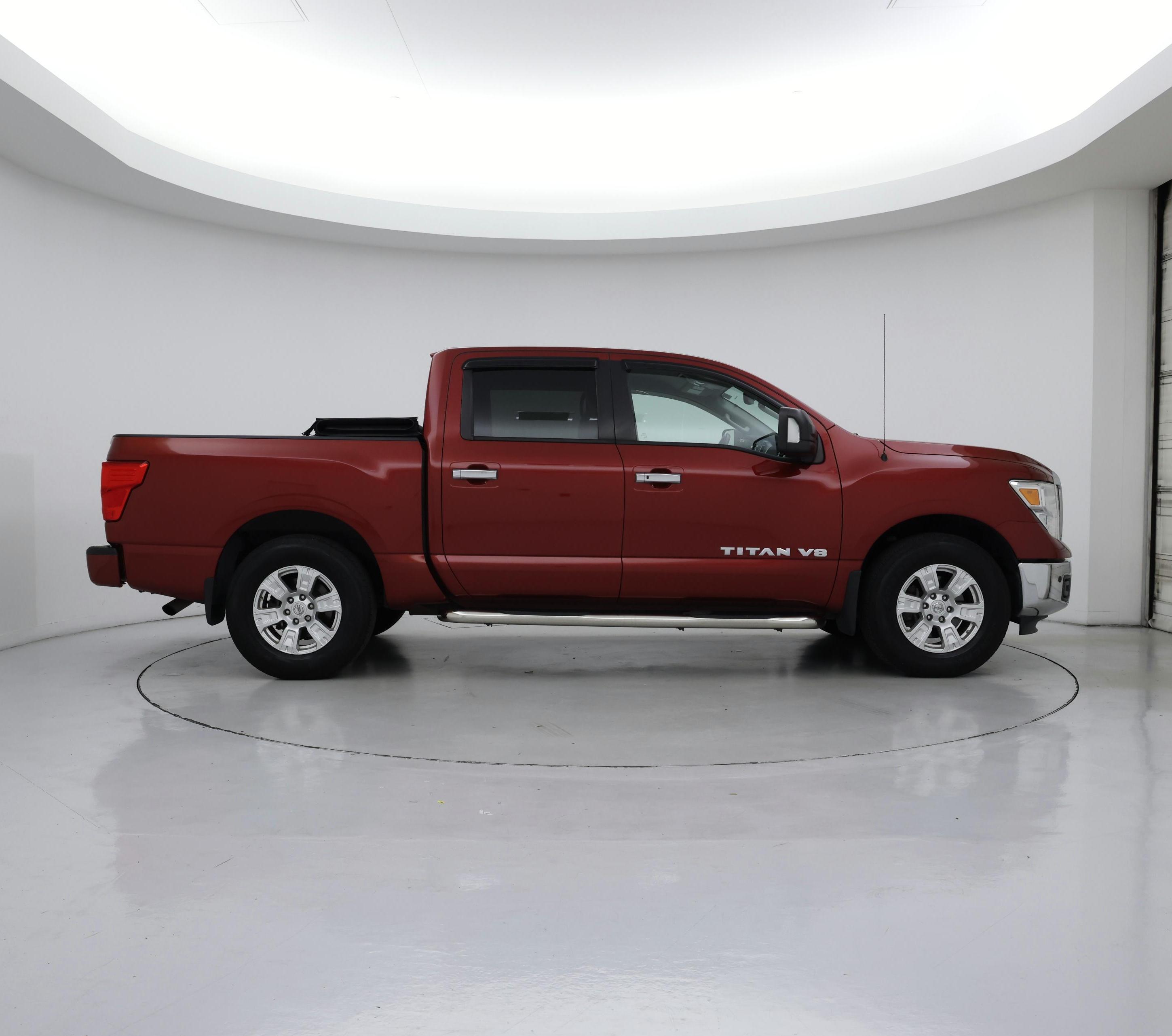Thumbnail: 2018 Nissan Titan - 7