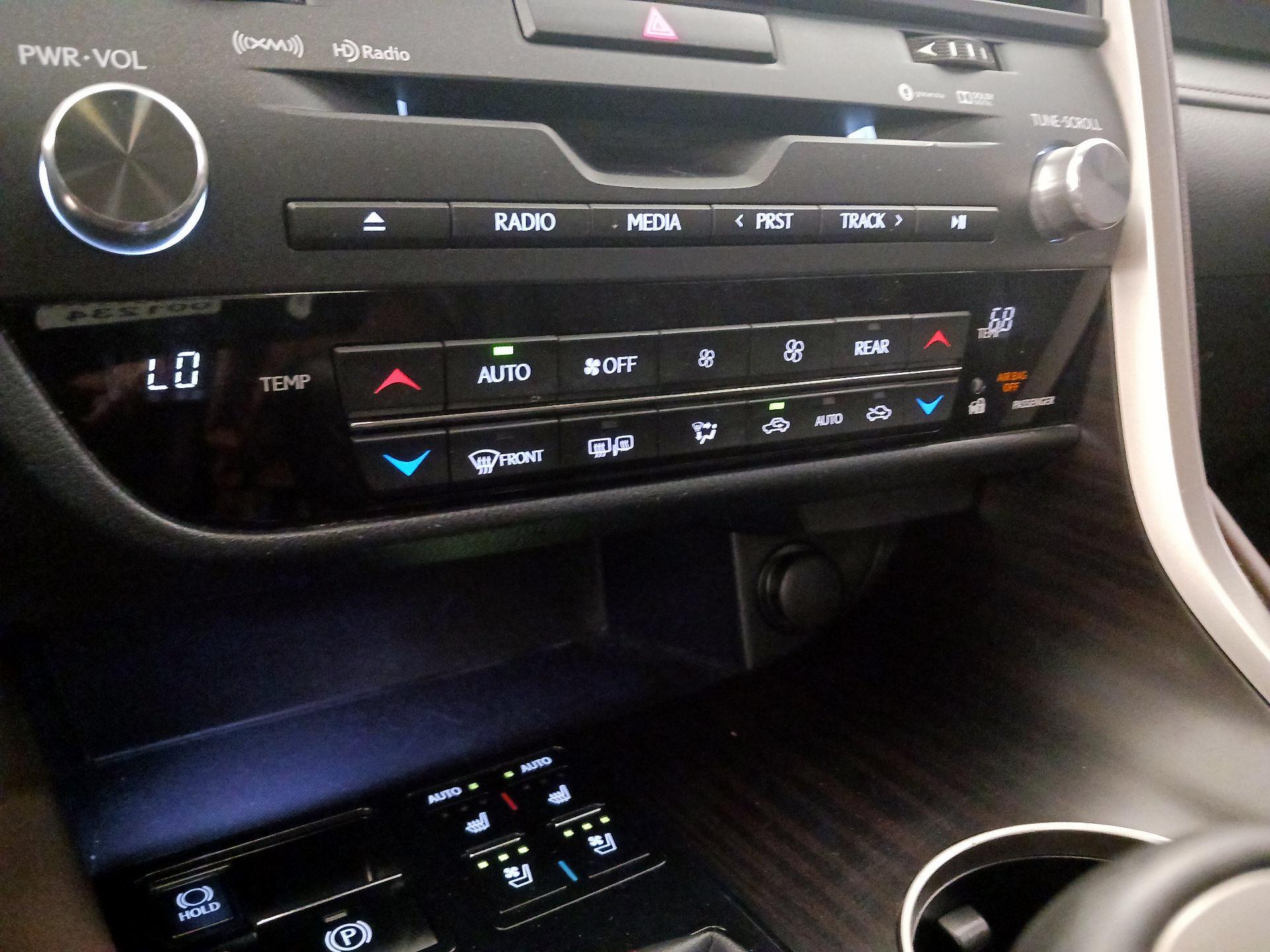 Thumbnail: 2018 Lexus RX - 17