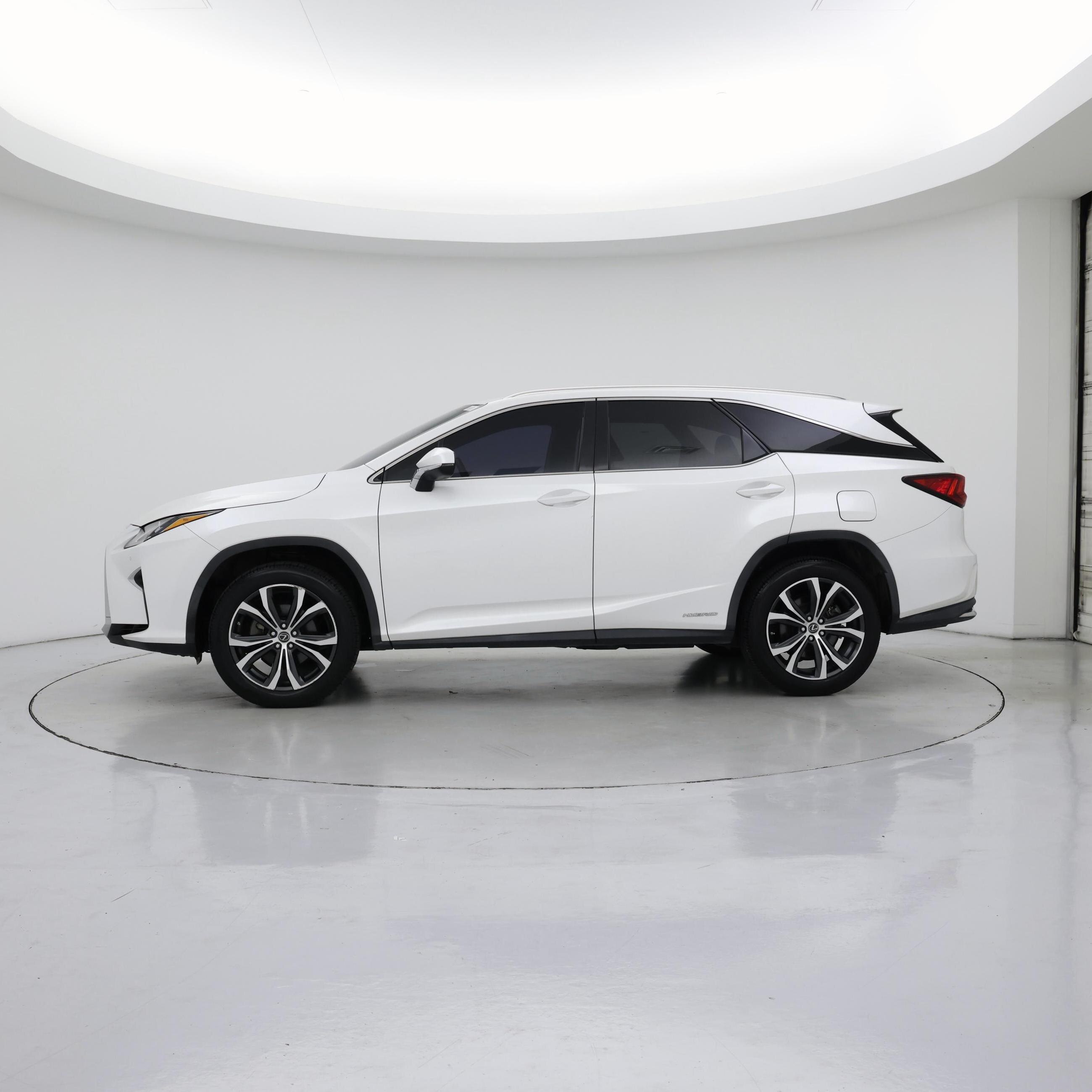 Thumbnail: 2018 Lexus RX - 3
