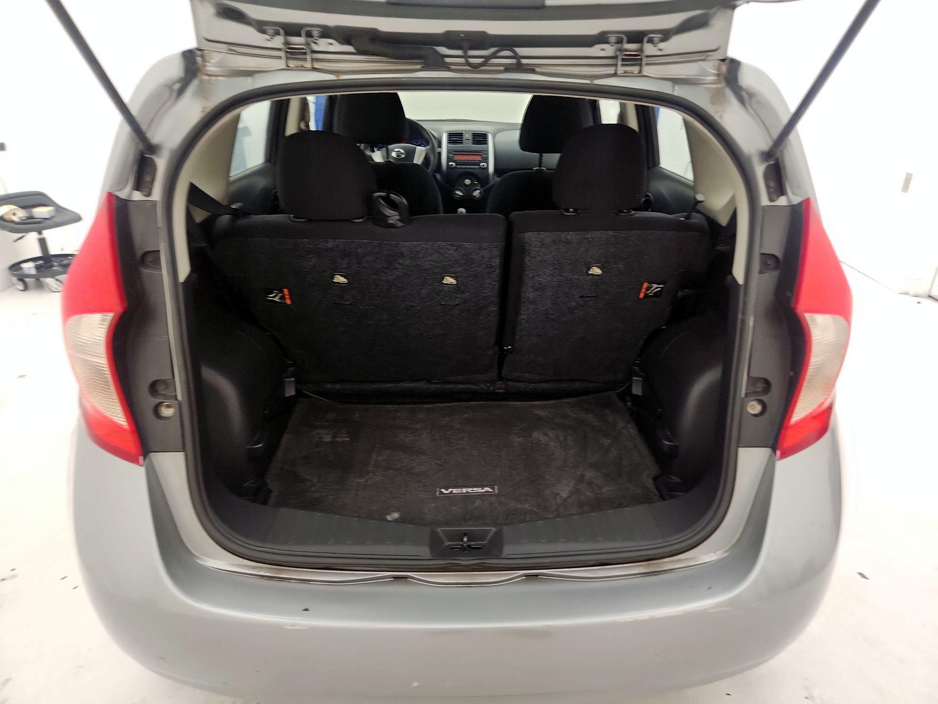 Thumbnail: 2014 Nissan Versa Note - 19