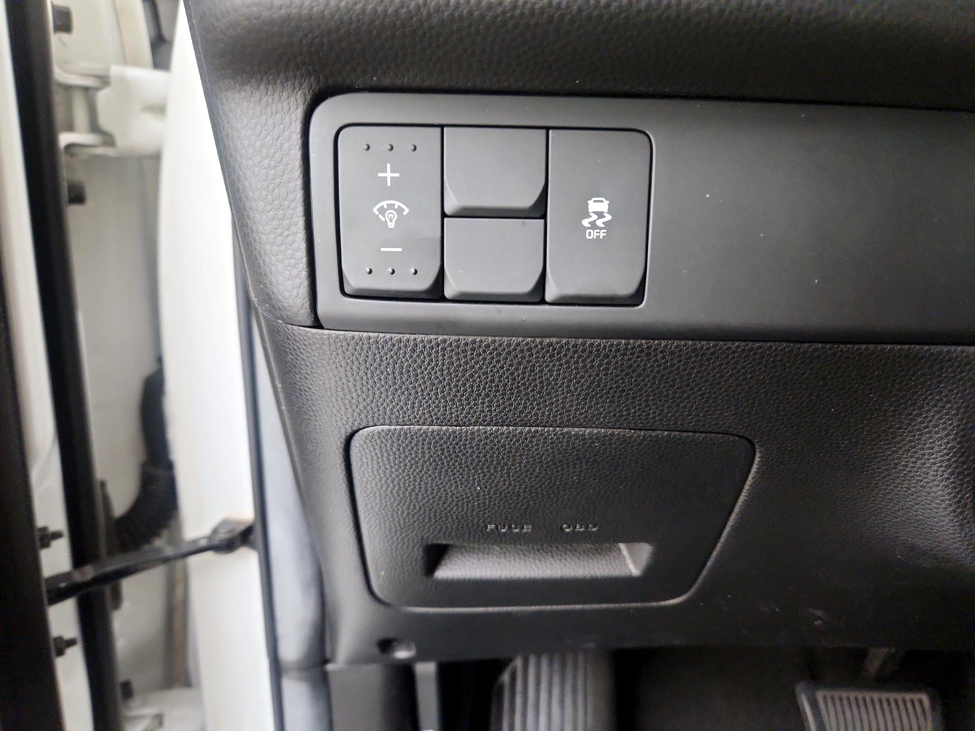 Thumbnail: 2018 Kia Soul - 13