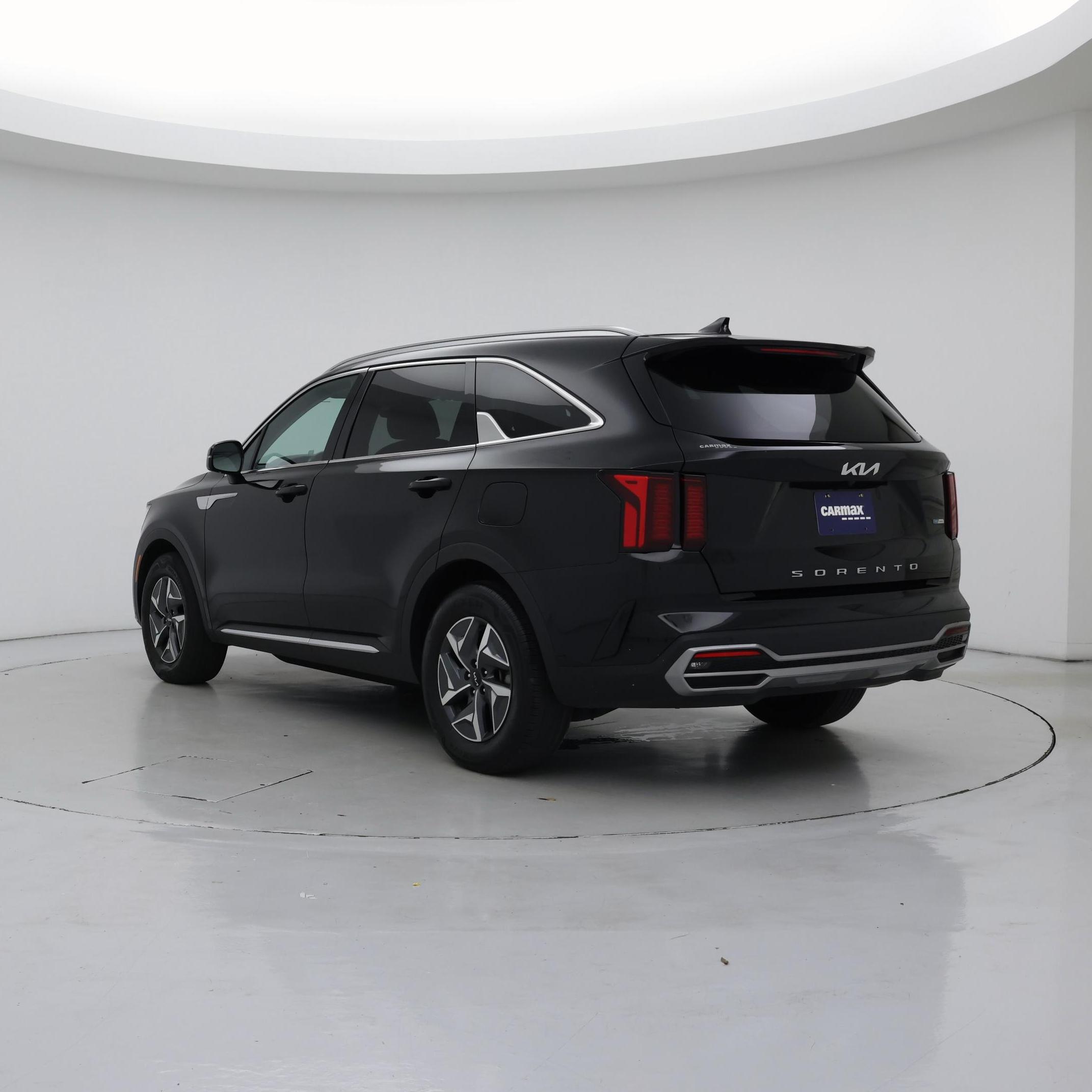 Thumbnail: 2022 Kia Sorento - 2