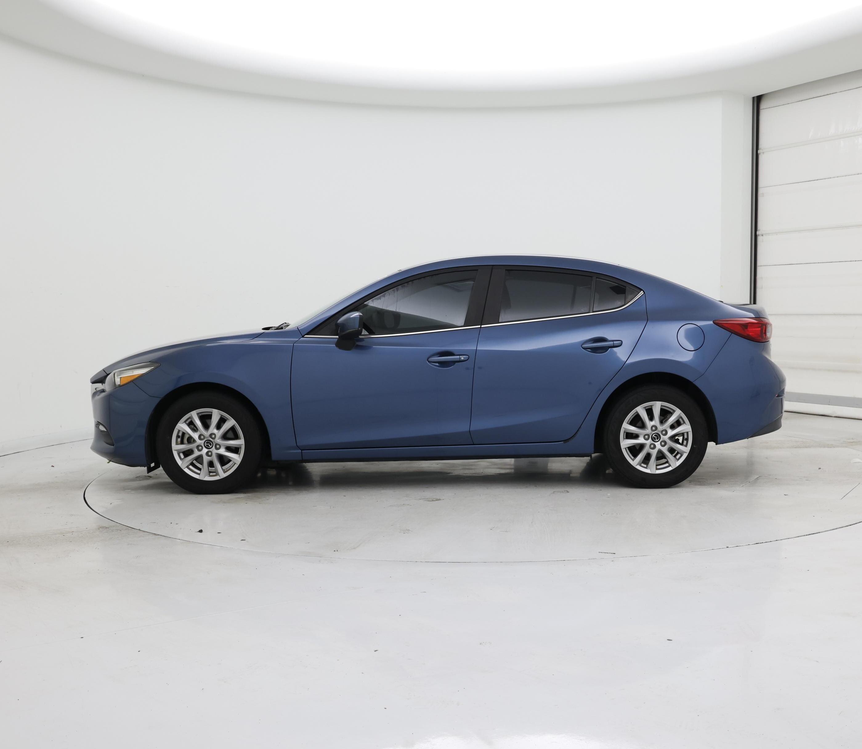 Thumbnail: 2017 Mazda Mazda3 - 3