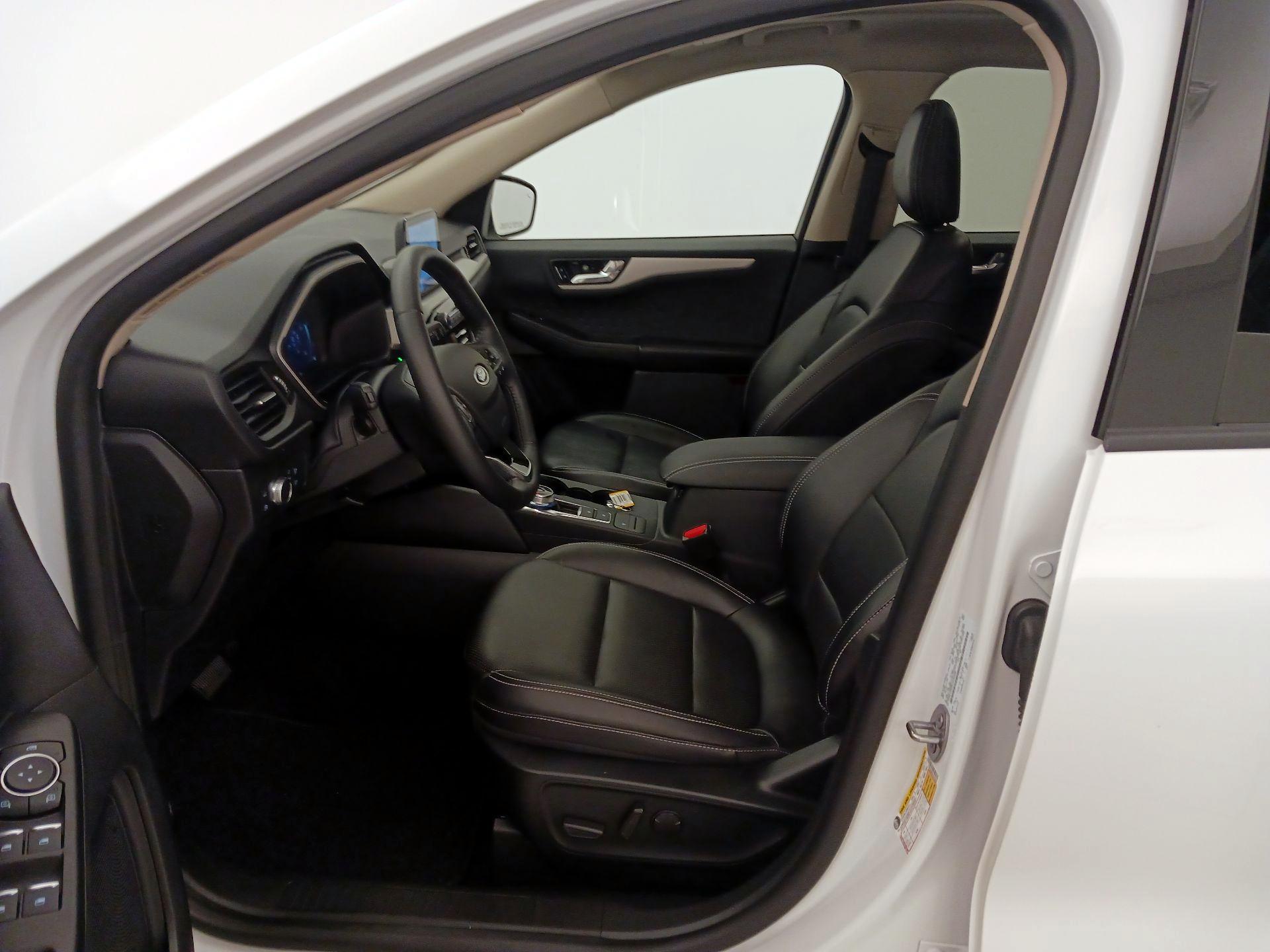 Thumbnail: 2020 Ford Escape - 11