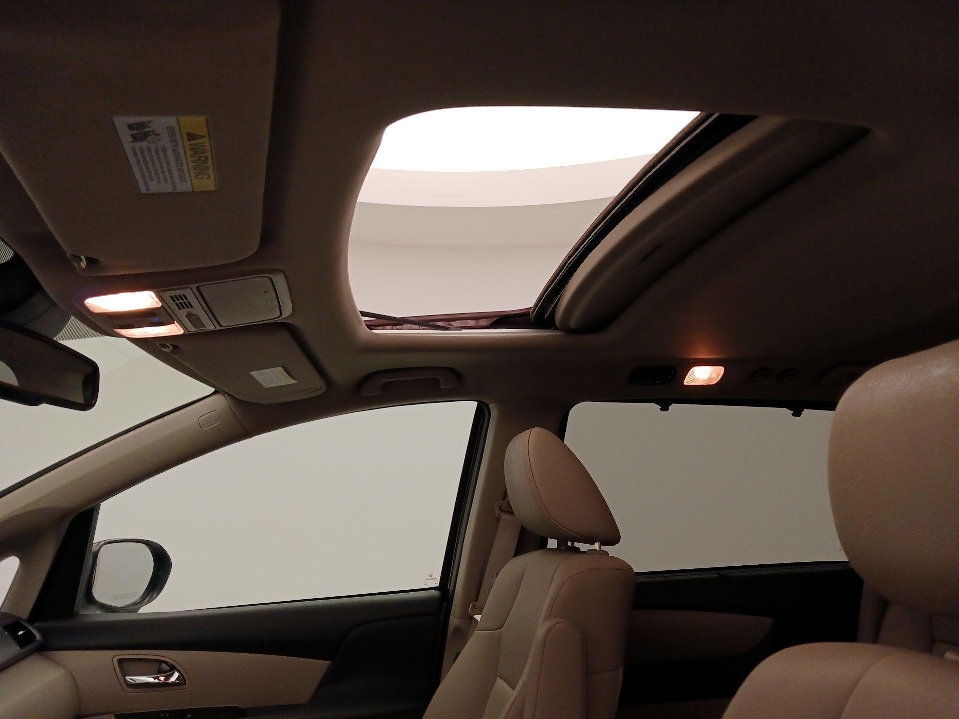 Thumbnail: 2014 Honda Odyssey - 19