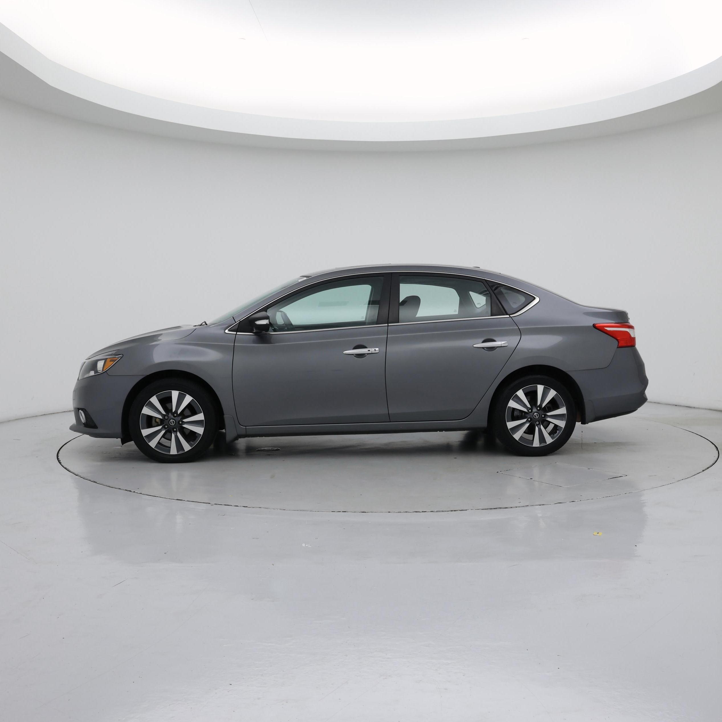 Thumbnail: 2019 Nissan Sentra - 3