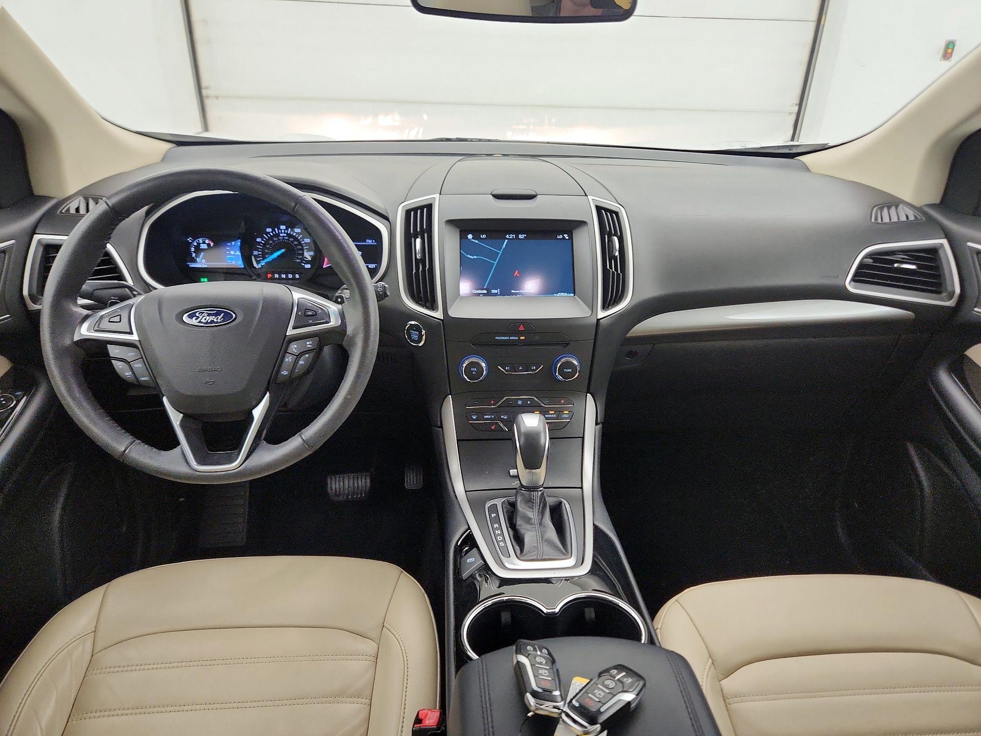 Thumbnail: 2016 Ford Edge - 9