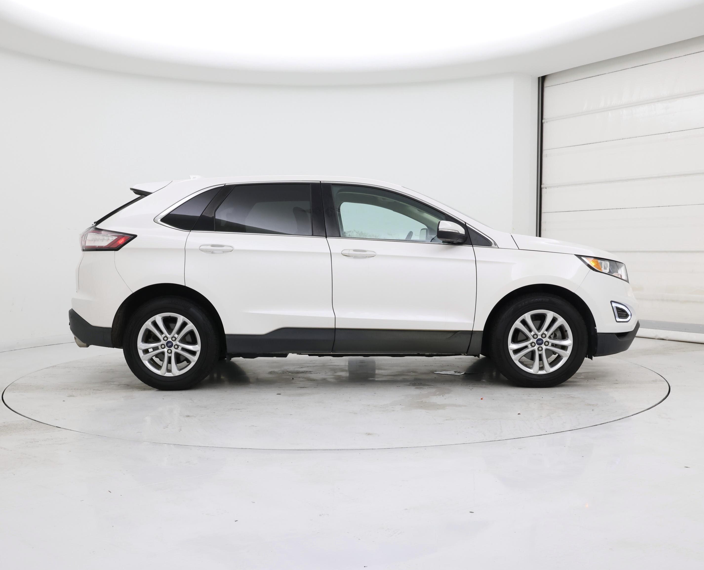 Thumbnail: 2016 Ford Edge - 7