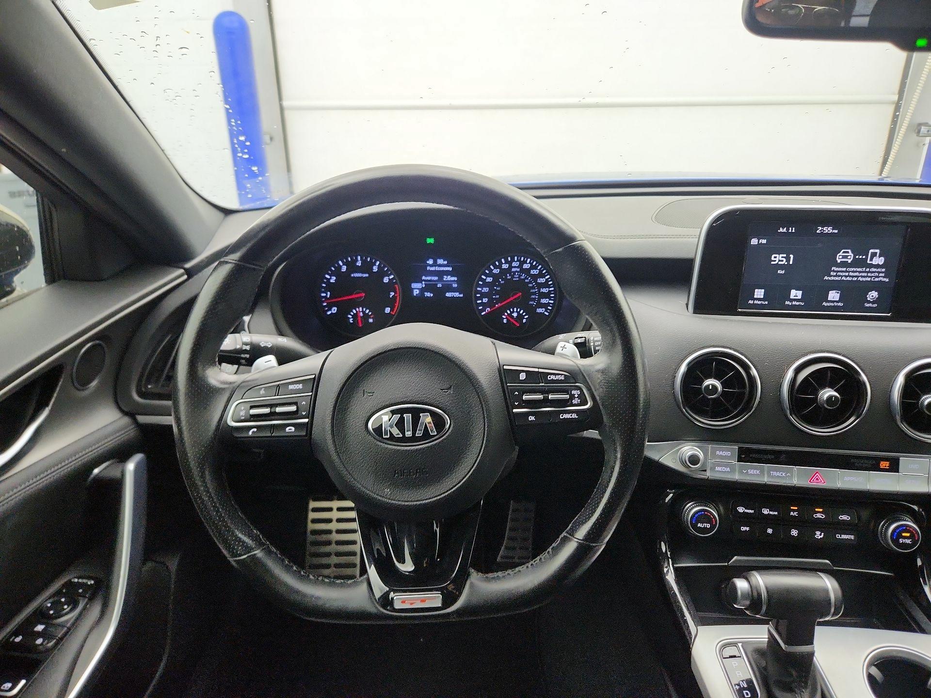 Thumbnail: 2018 Kia Stinger - 10