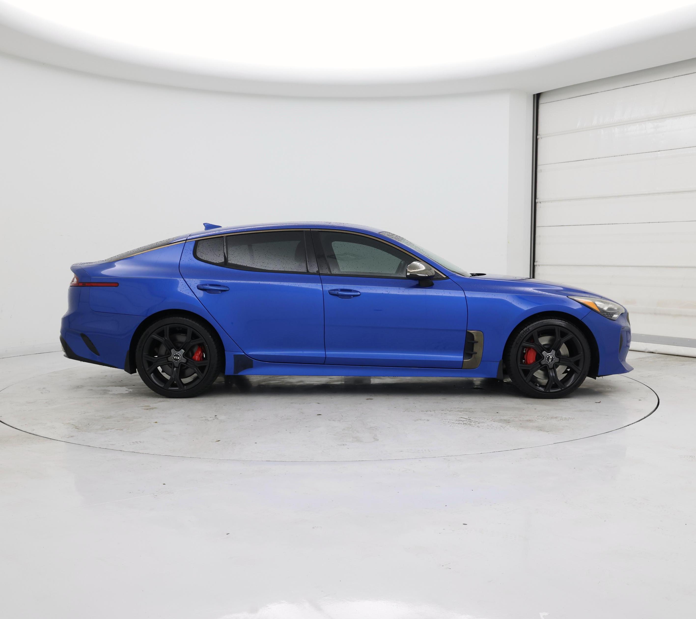 Thumbnail: 2018 Kia Stinger - 7