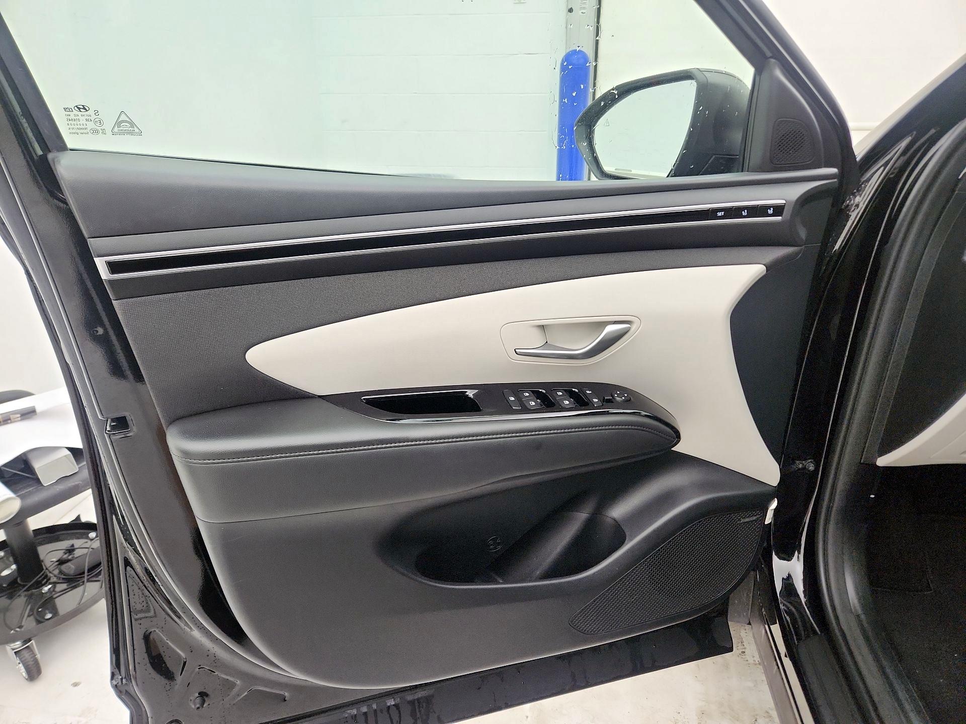 Thumbnail: 2022 Hyundai Tucson - 12