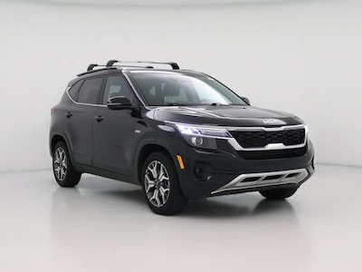 Black 2023 Kia Seltos EX