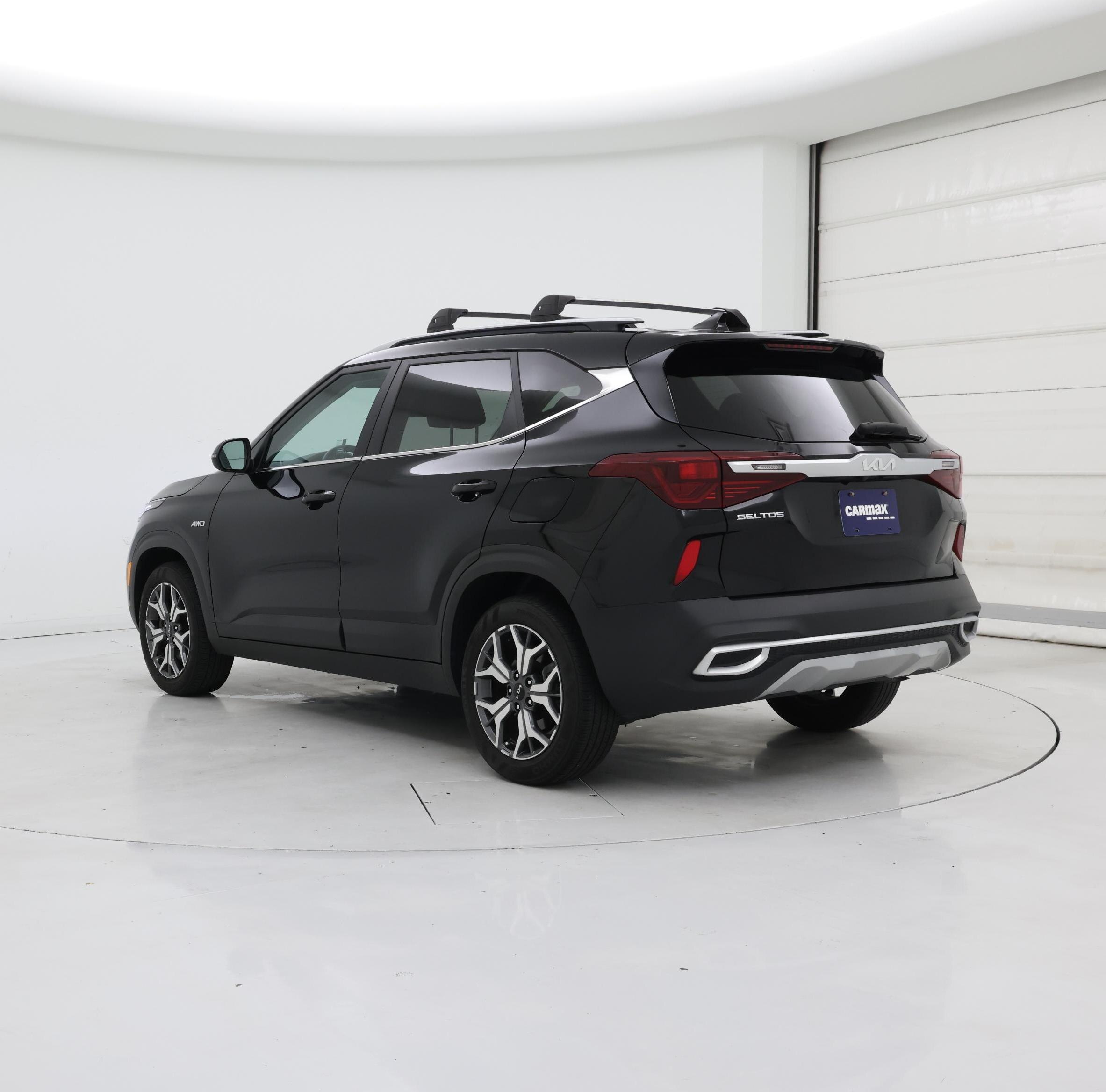 Thumbnail: 2023 Kia Seltos - 2