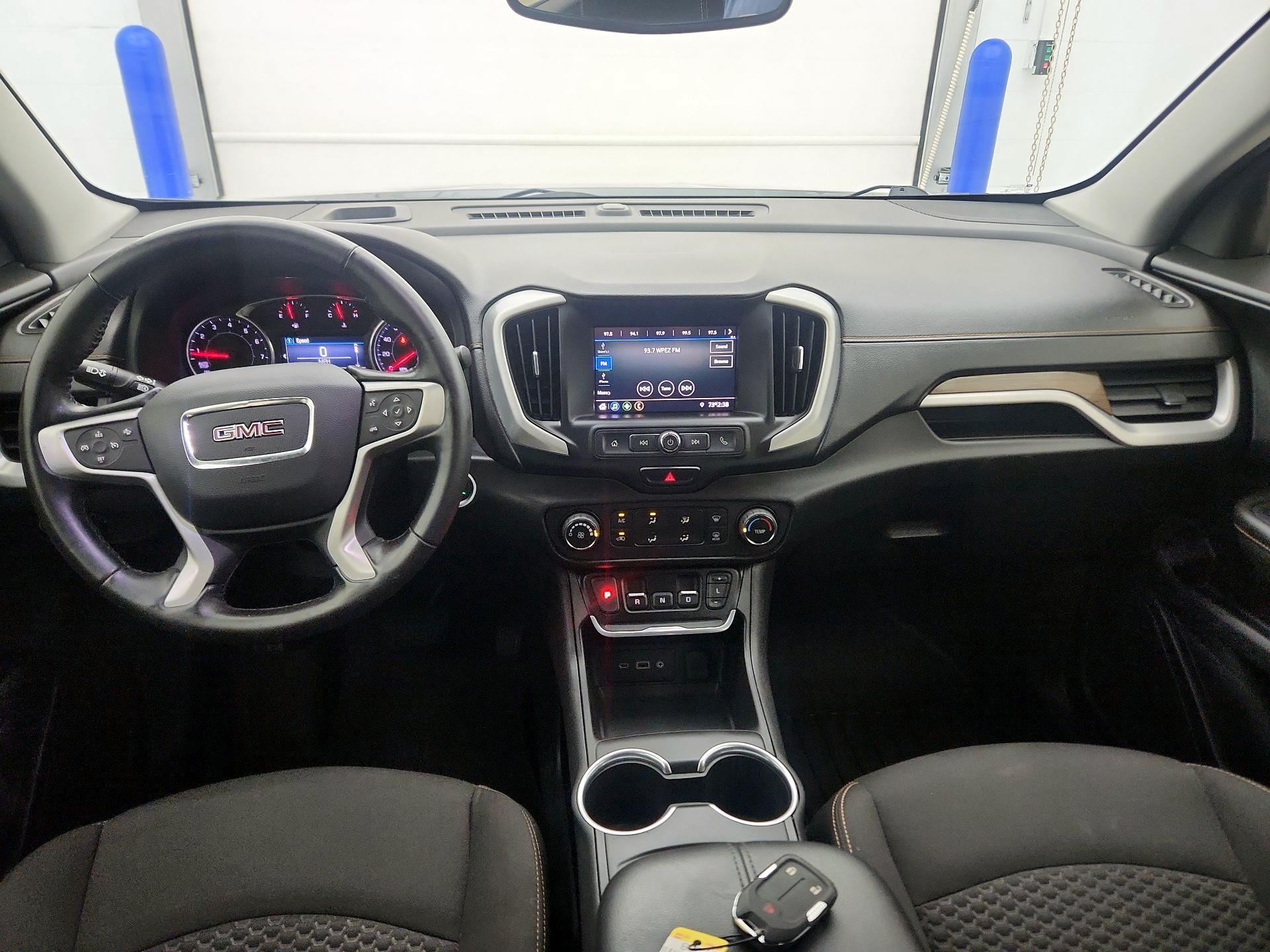 Thumbnail: 2020 GMC Terrain - 9